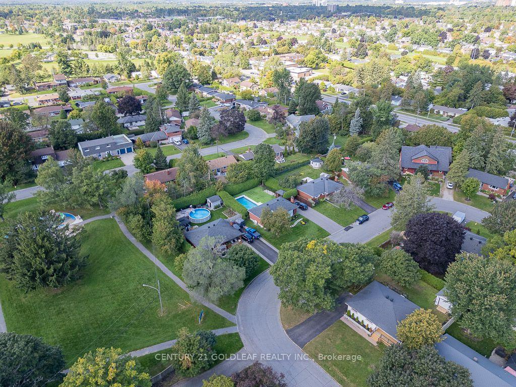 Photo 41 of 27 Roundhay Drive, Ottawa, Manordale — HOMEH