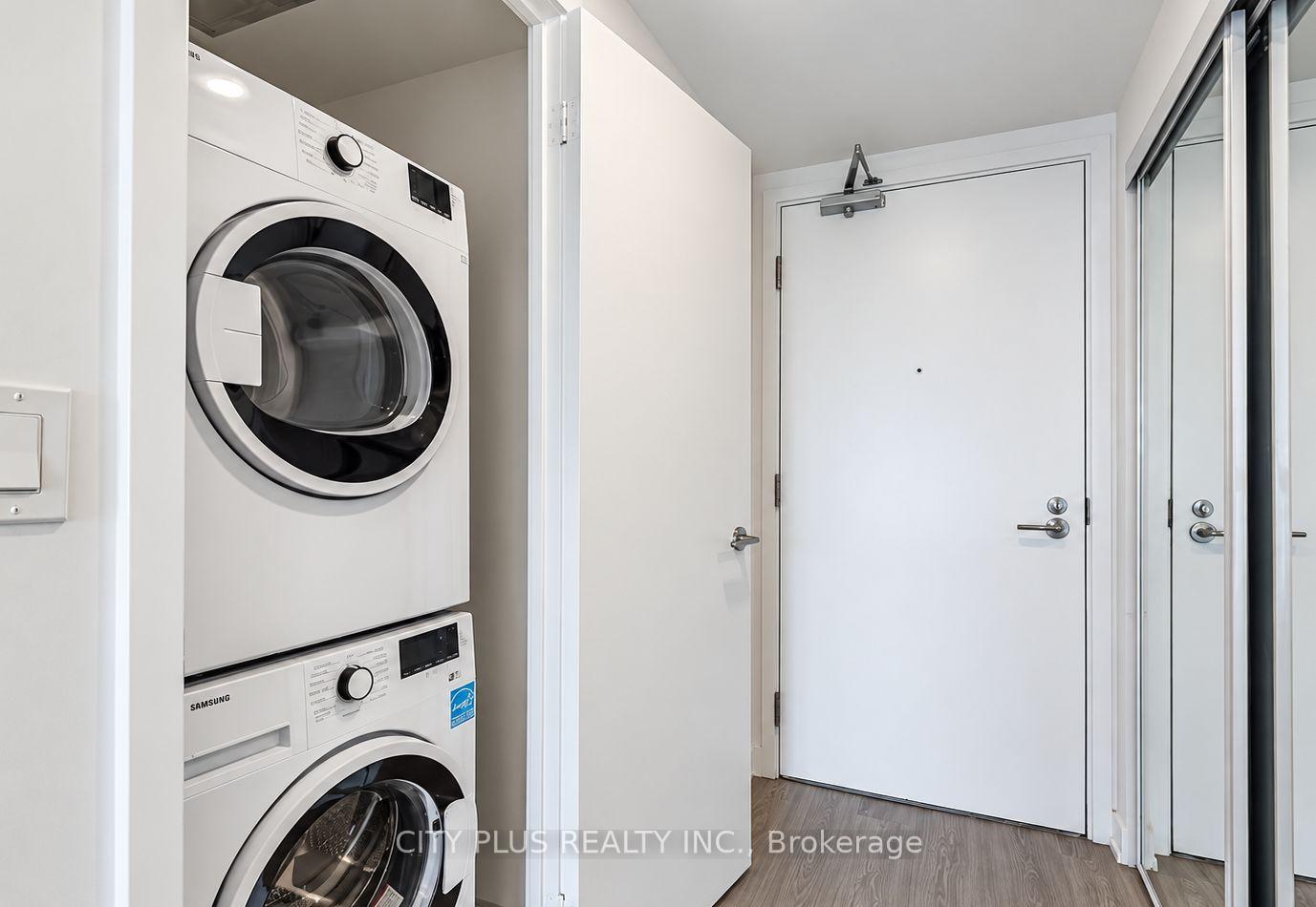Photo 7 of Unit 326, 19 Western Battery Road, Toronto, Niagara — HOMEH