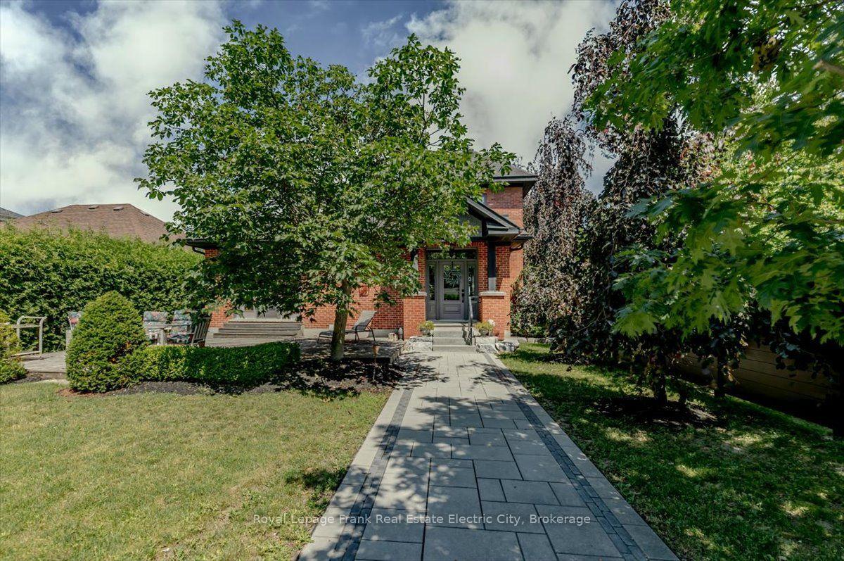 Photo 46 of 97 Crescent Street, Peterborough, Town Ward 3 — HOMEH