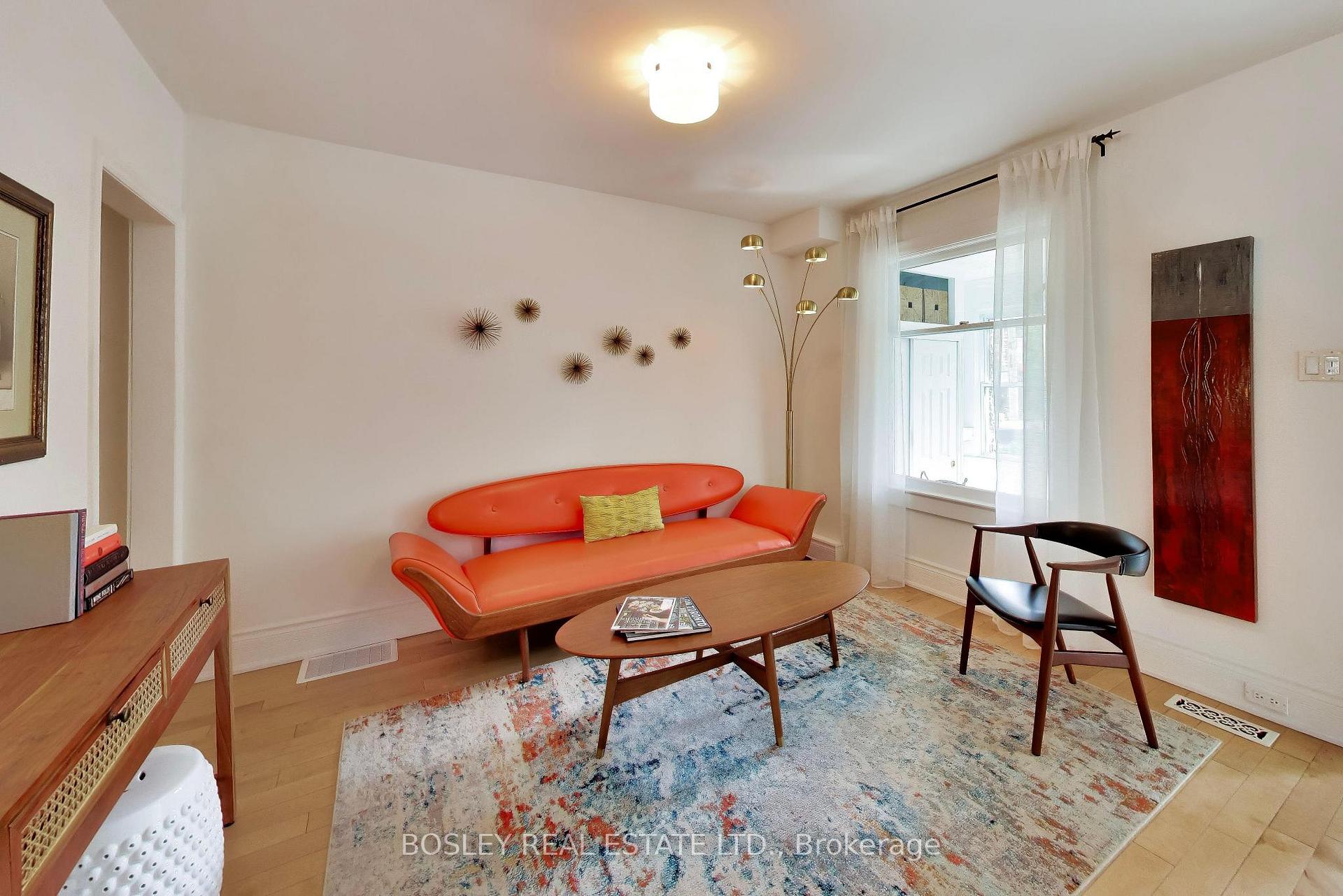 Photo 5 of 188 Oakcrest Avenue, Toronto, East End-Danforth — HOMEH