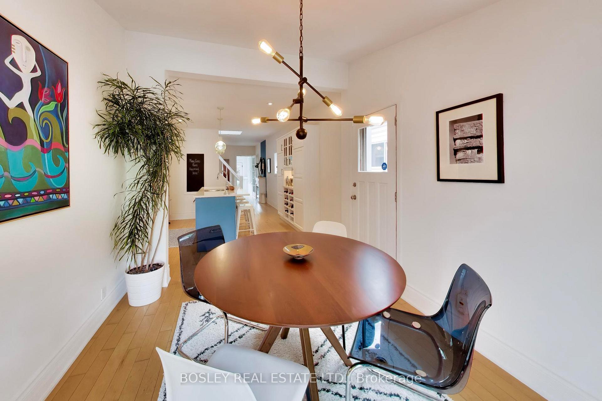Photo 8 of 188 Oakcrest Avenue, Toronto, East End-Danforth — HOMEH