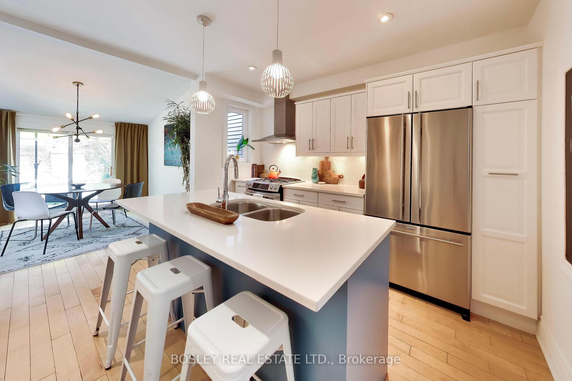 Photo 9 of 188 Oakcrest Avenue, Toronto, East End-Danforth — HOMEH