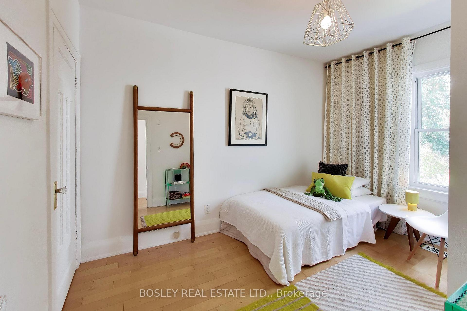 Photo 15 of 188 Oakcrest Avenue, Toronto, East End-Danforth — HOMEH
