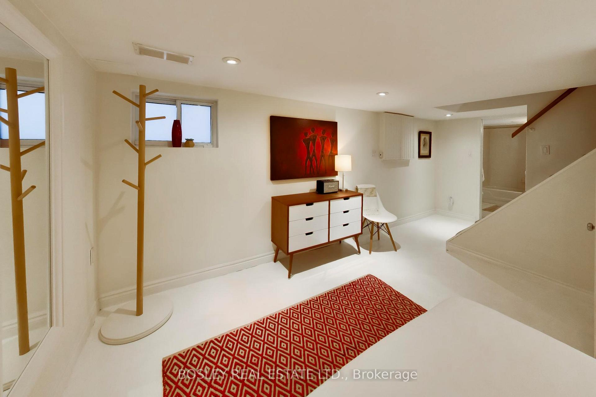 Photo 21 of 188 Oakcrest Avenue, Toronto, East End-Danforth — HOMEH