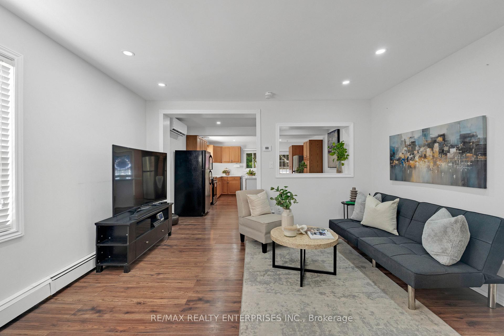 Photo 6 of 161 Angelene Street, Mississauga, Mineola — HOMEH