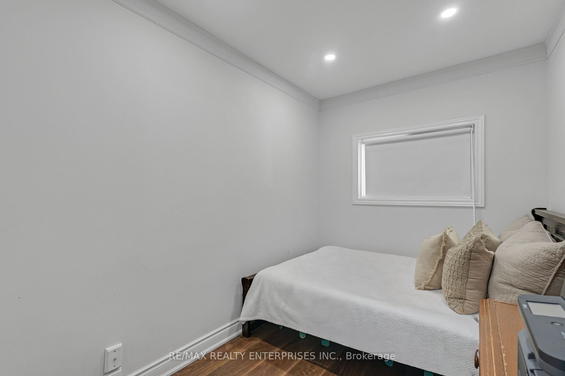 Photo 19 of 161 Angelene Street, Mississauga, Mineola — HOMEH