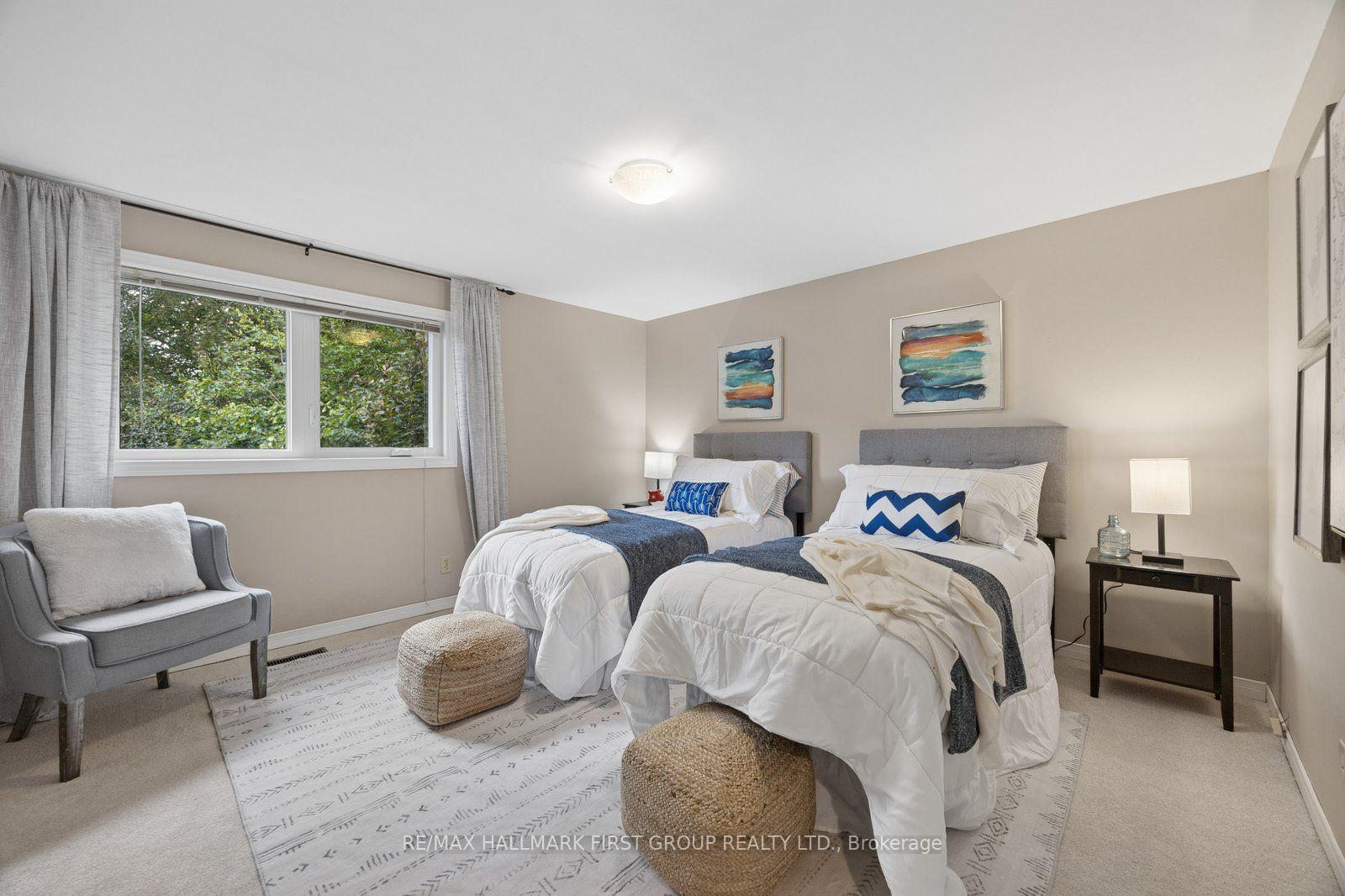 Photo 27 of 920 Essa Crescent, Pickering, West Shore — HOMEH