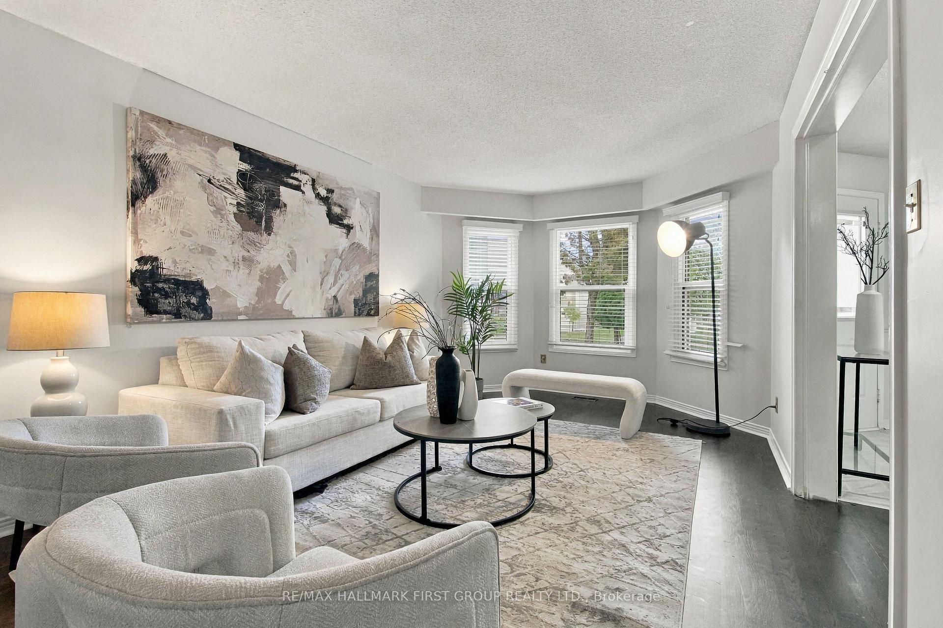 Photo 7 of 1518 Rawlings Drive, Pickering, Liverpool — HOMEH
