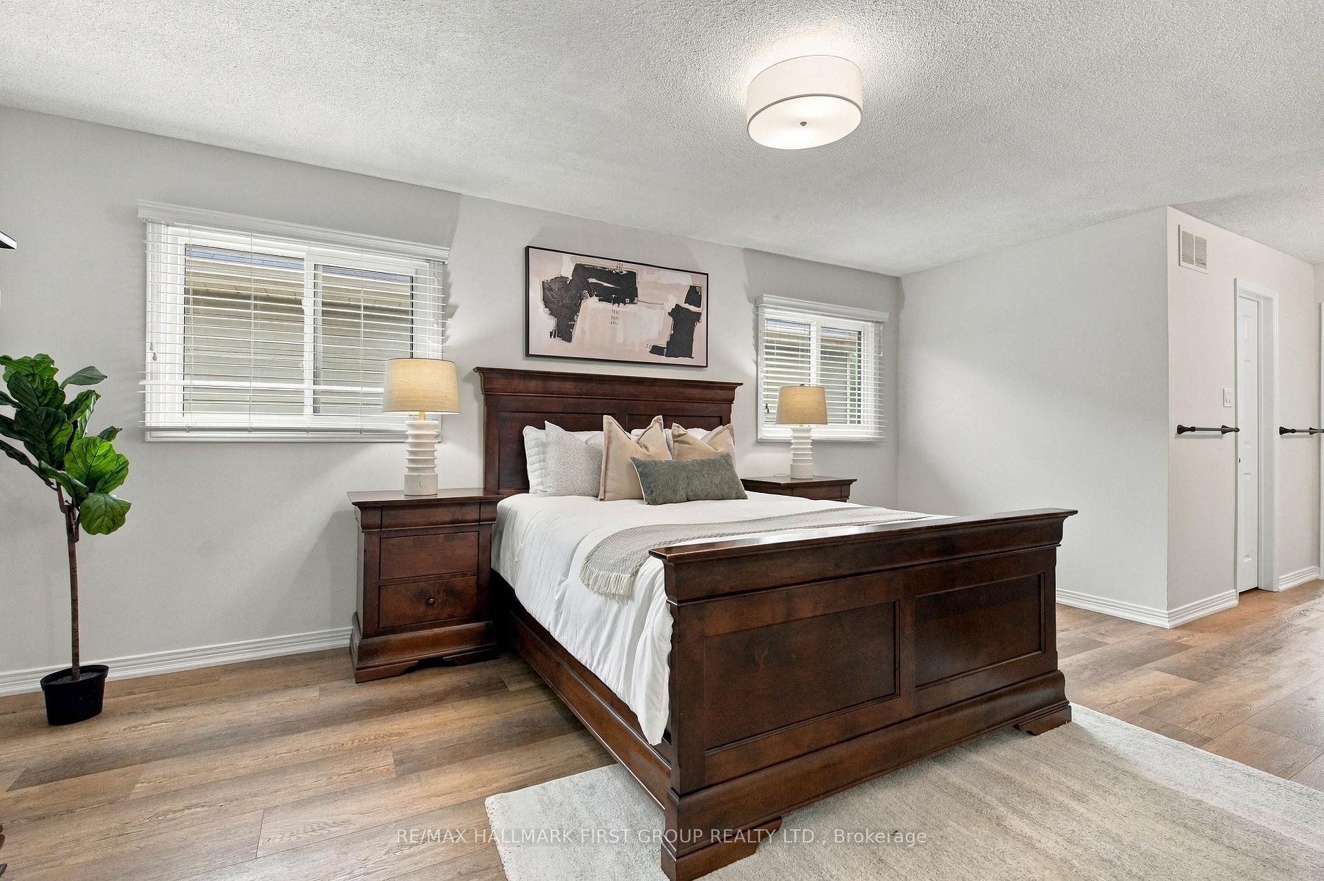 Photo 21 of 1518 Rawlings Drive, Pickering, Liverpool — HOMEH