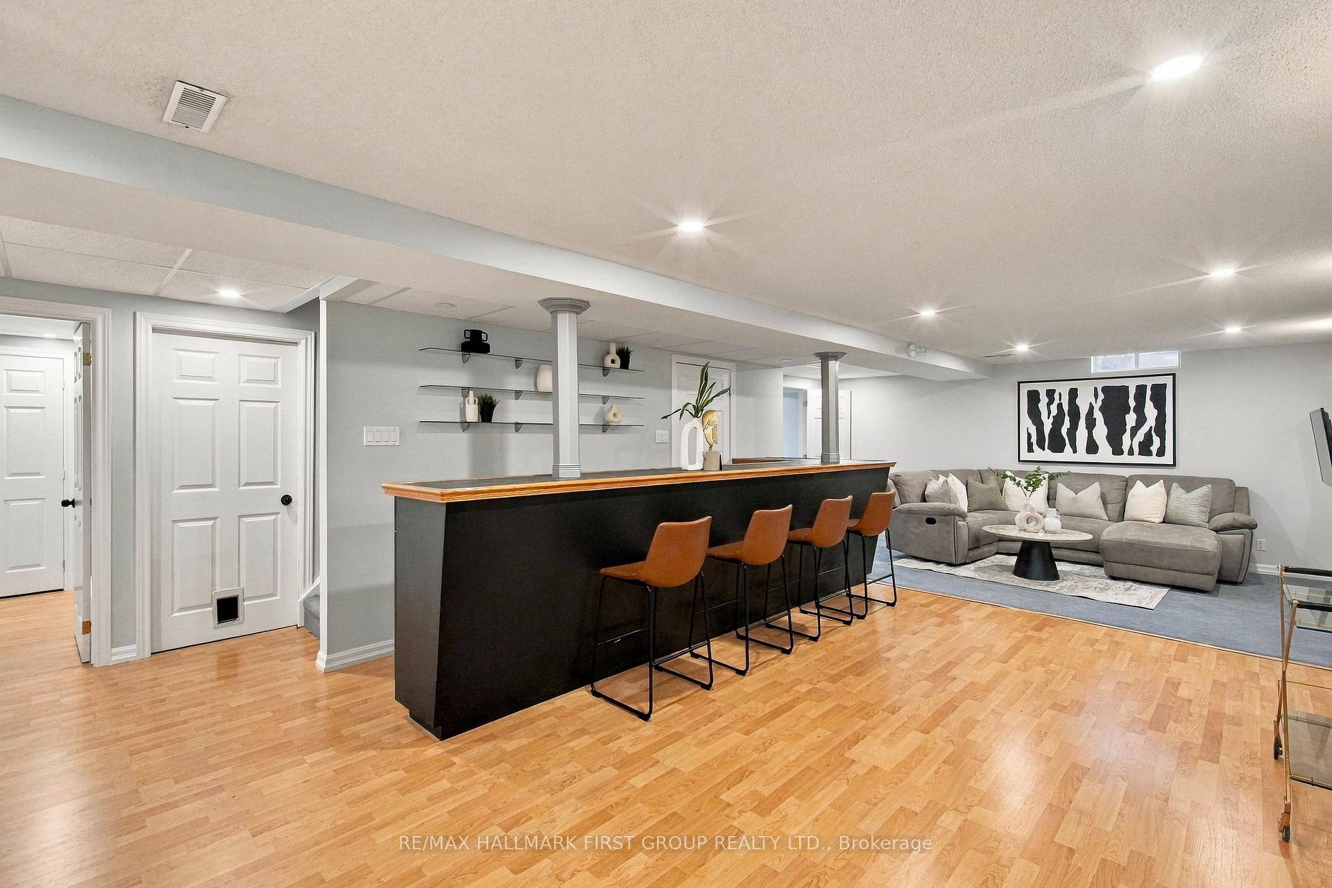 Photo 25 of 1518 Rawlings Drive, Pickering, Liverpool — HOMEH
