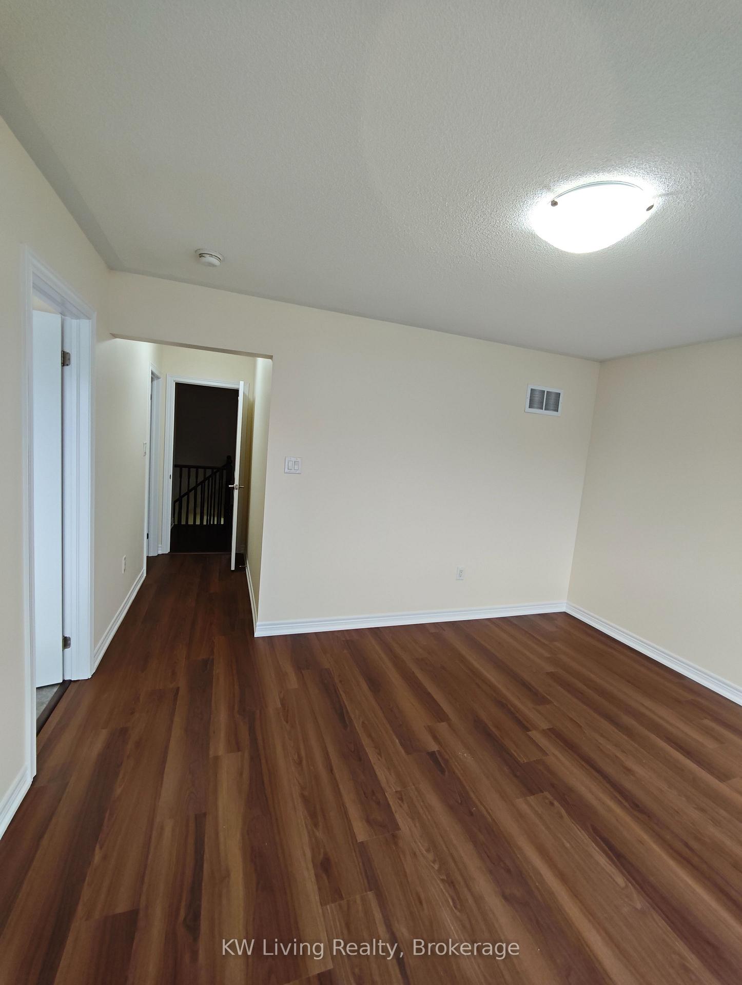 Photo 17 of 109 Cornwall Drive, Markham, Cornell — HOMEH
