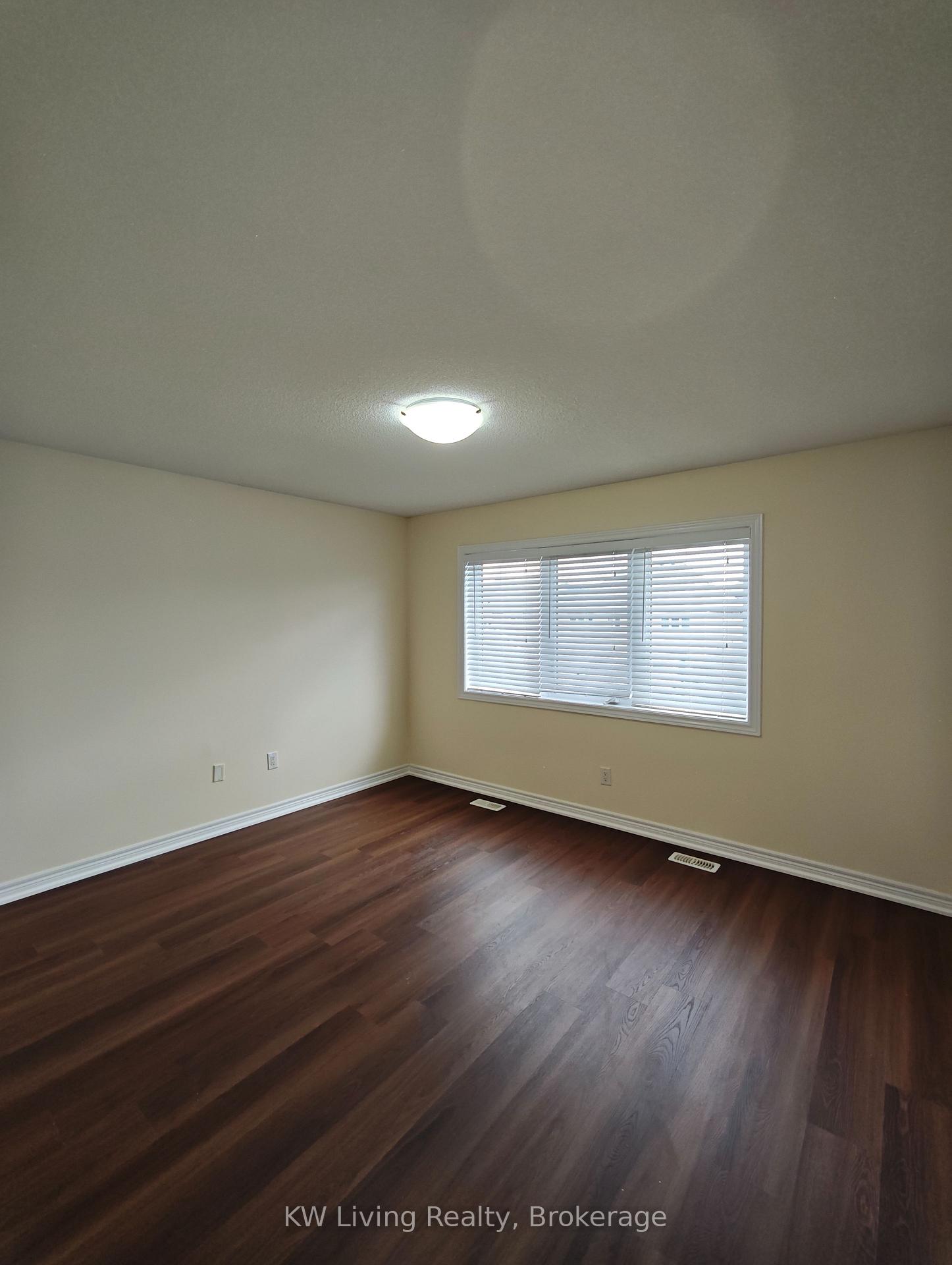 Photo 18 of 109 Cornwall Drive, Markham, Cornell — HOMEH