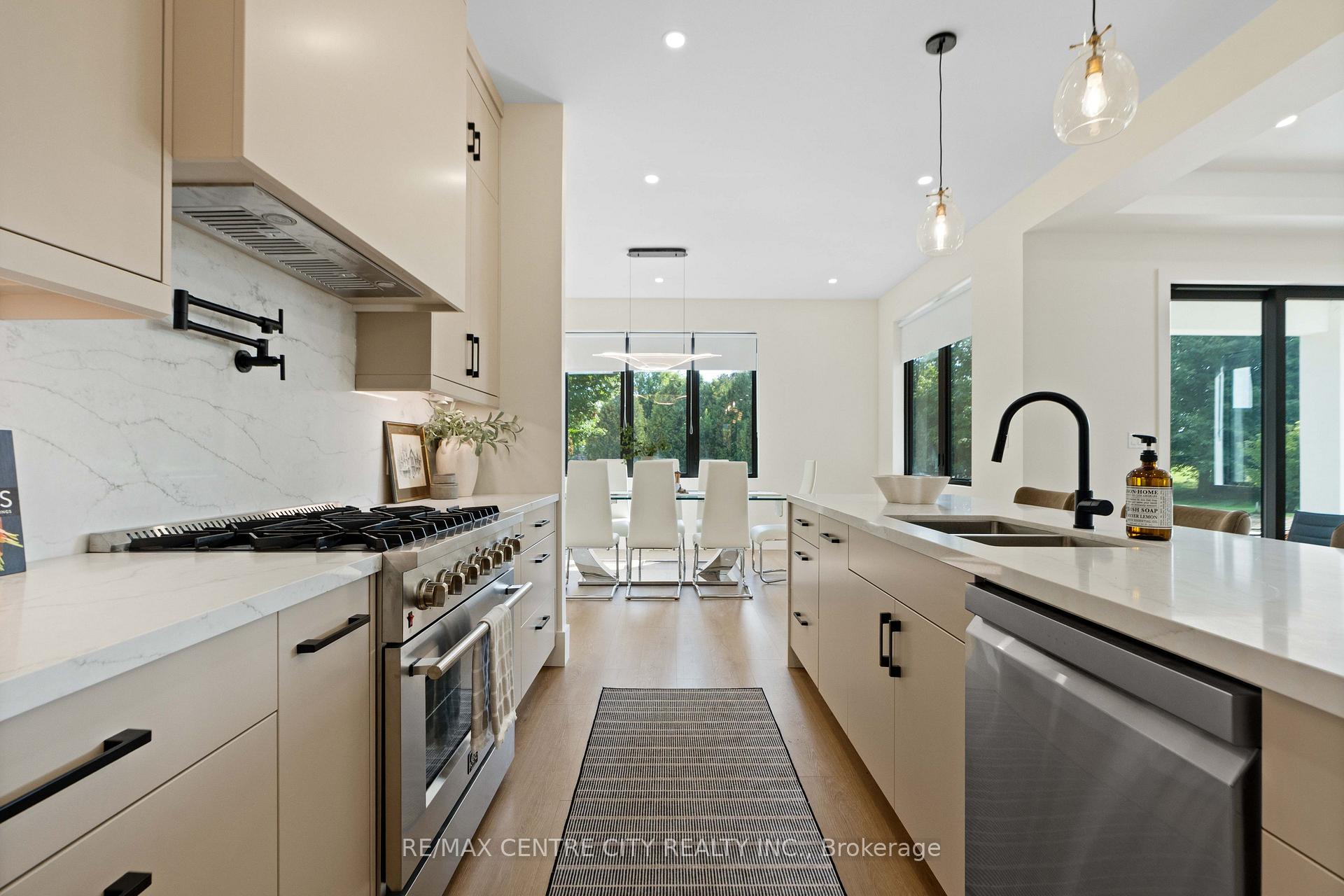 Photo 10 of 53900 Heritage Line, Bayham, Richmond — HOMEH