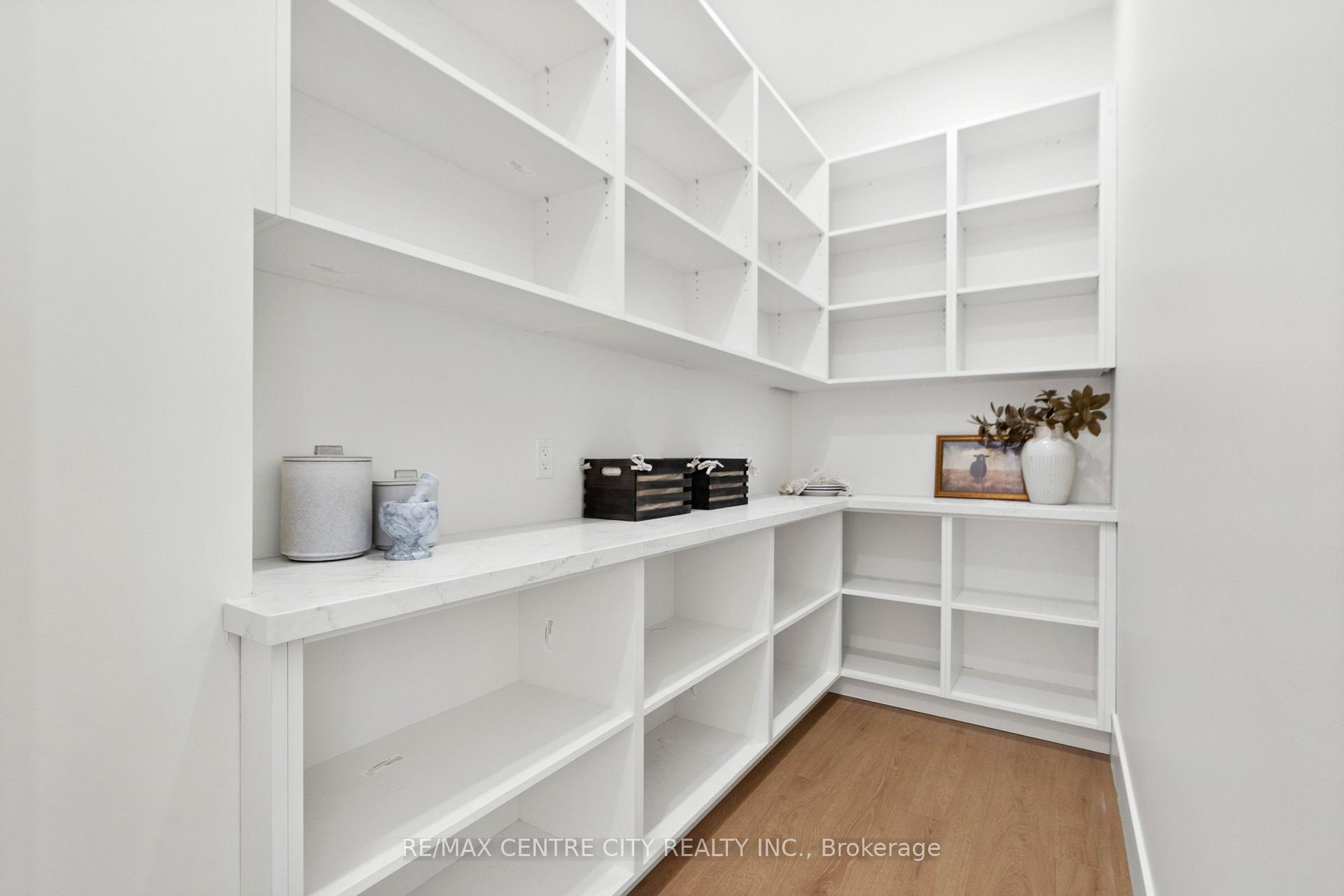 Photo 15 of 53900 Heritage Line, Bayham, Richmond — HOMEH