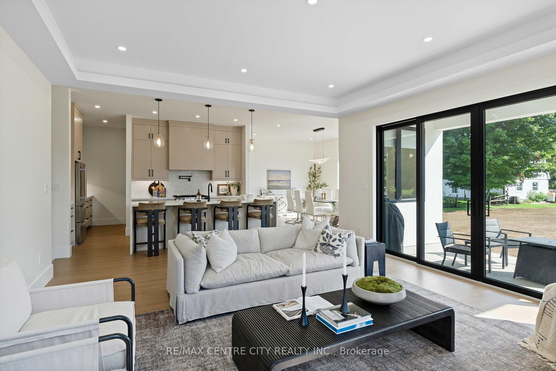 Photo 20 of 53900 Heritage Line, Bayham, Richmond — HOMEH