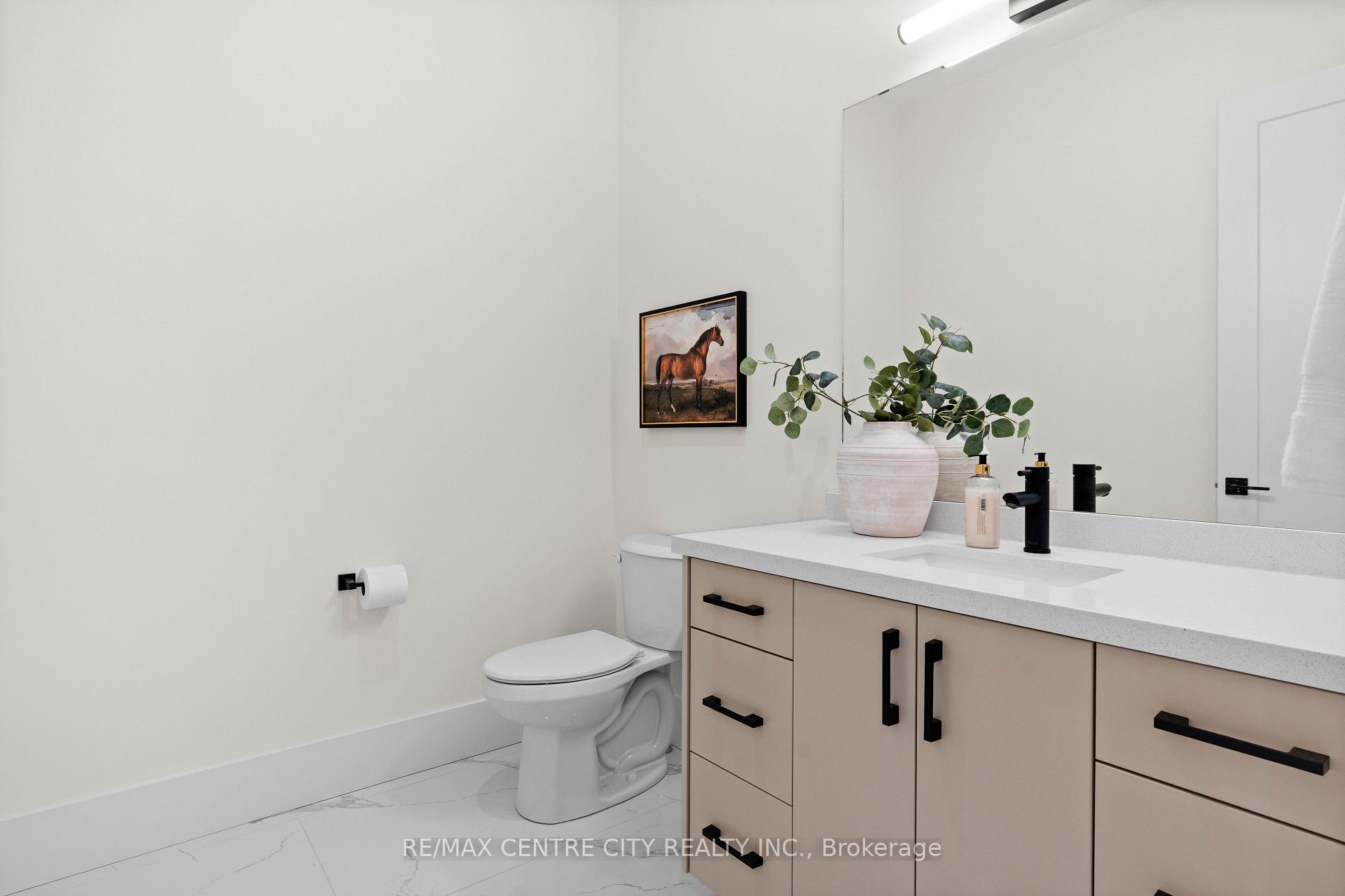 Photo 21 of 53900 Heritage Line, Bayham, Richmond — HOMEH