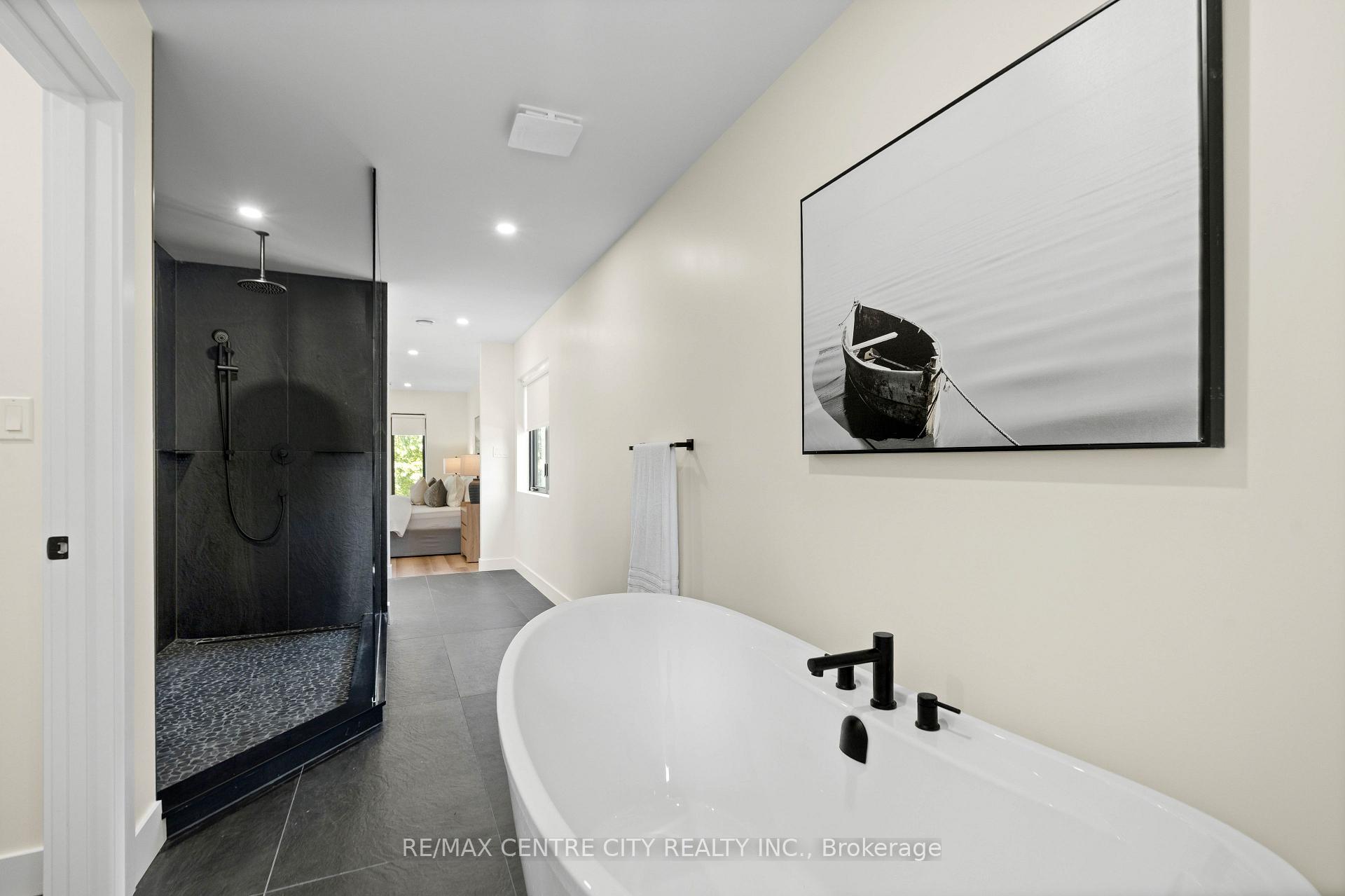 Photo 32 of 53900 Heritage Line, Bayham, Richmond — HOMEH