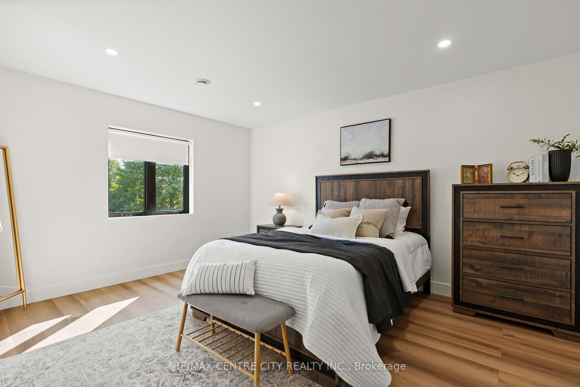 Photo 38 of 53900 Heritage Line, Bayham, Richmond — HOMEH