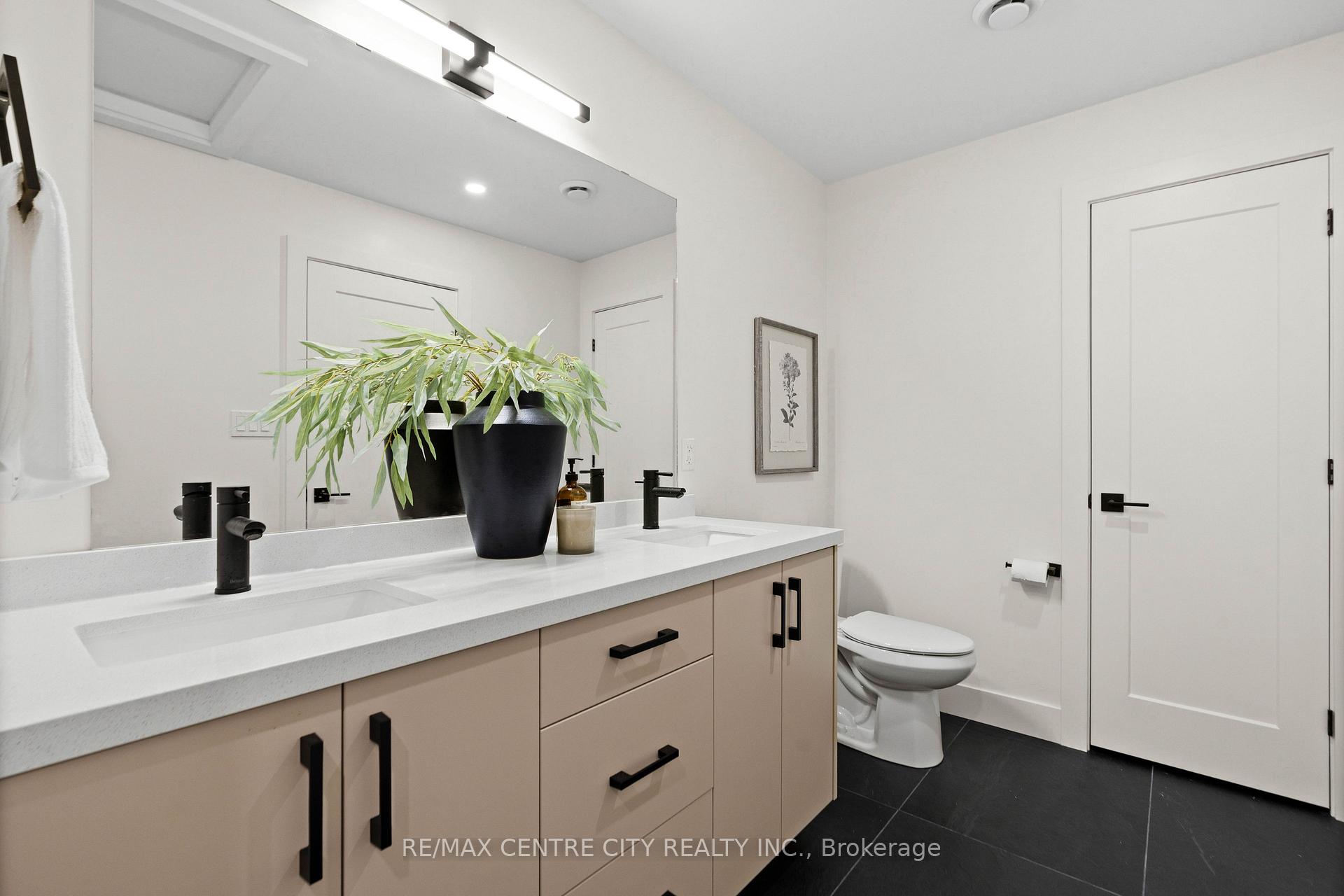 Photo 42 of 53900 Heritage Line, Bayham, Richmond — HOMEH