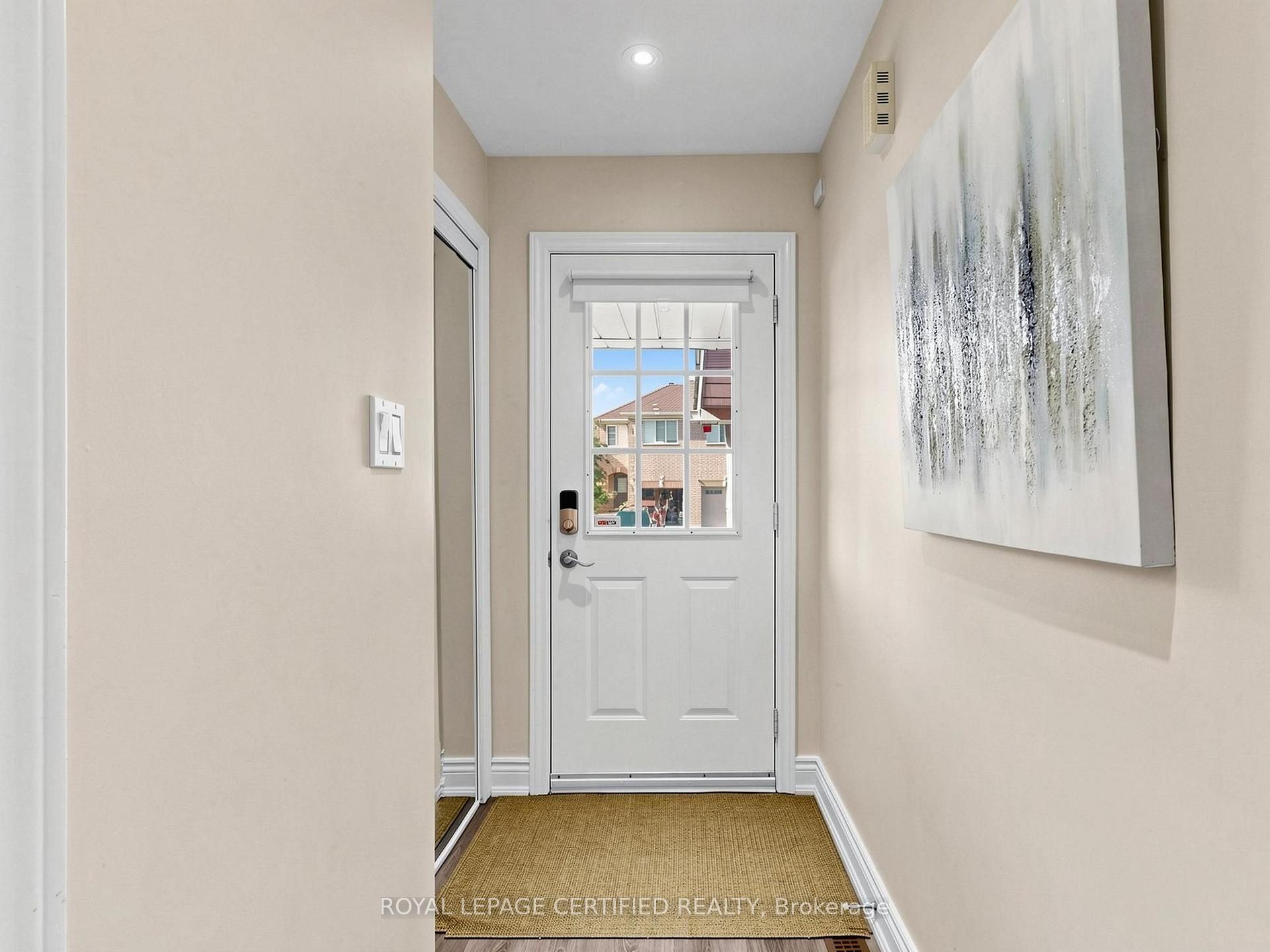 Photo 5 of 102 Grapevine Road, Caledon, Bolton West — HOMEH