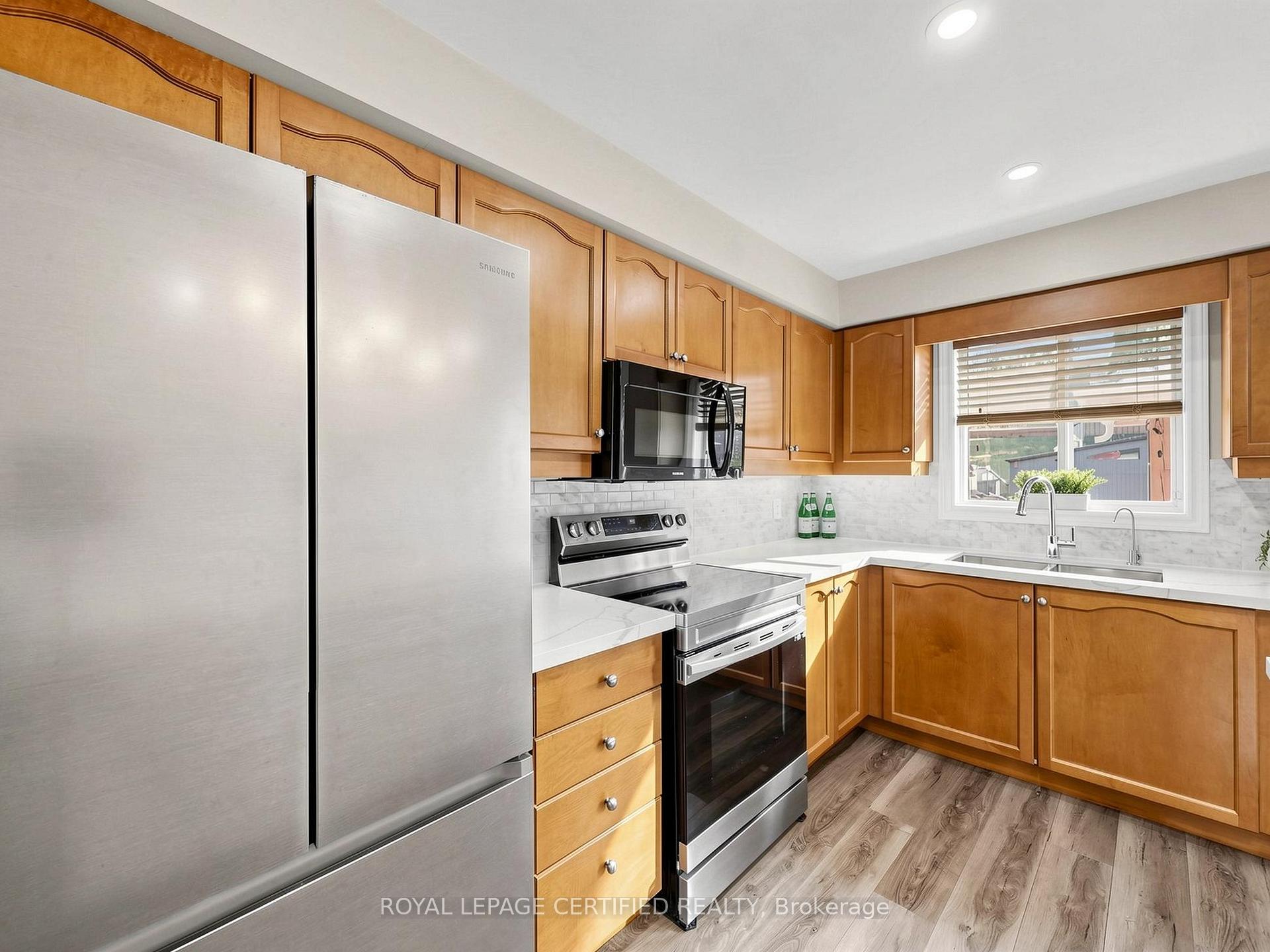 Photo 14 of 102 Grapevine Road, Caledon, Bolton West — HOMEH