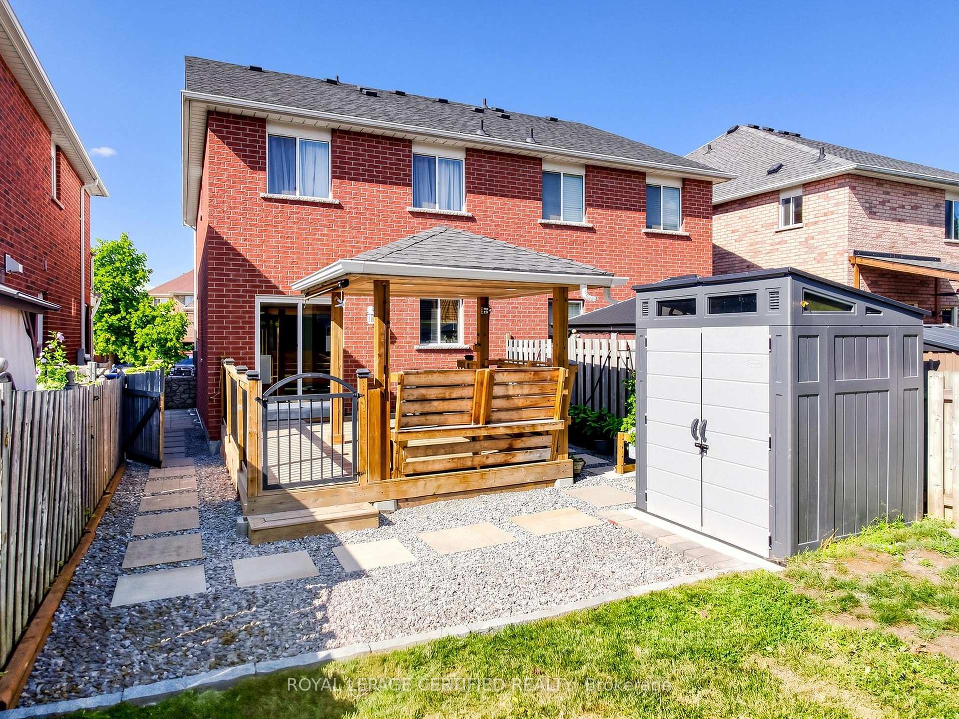 Photo 39 of 102 Grapevine Road, Caledon, Bolton West — HOMEH