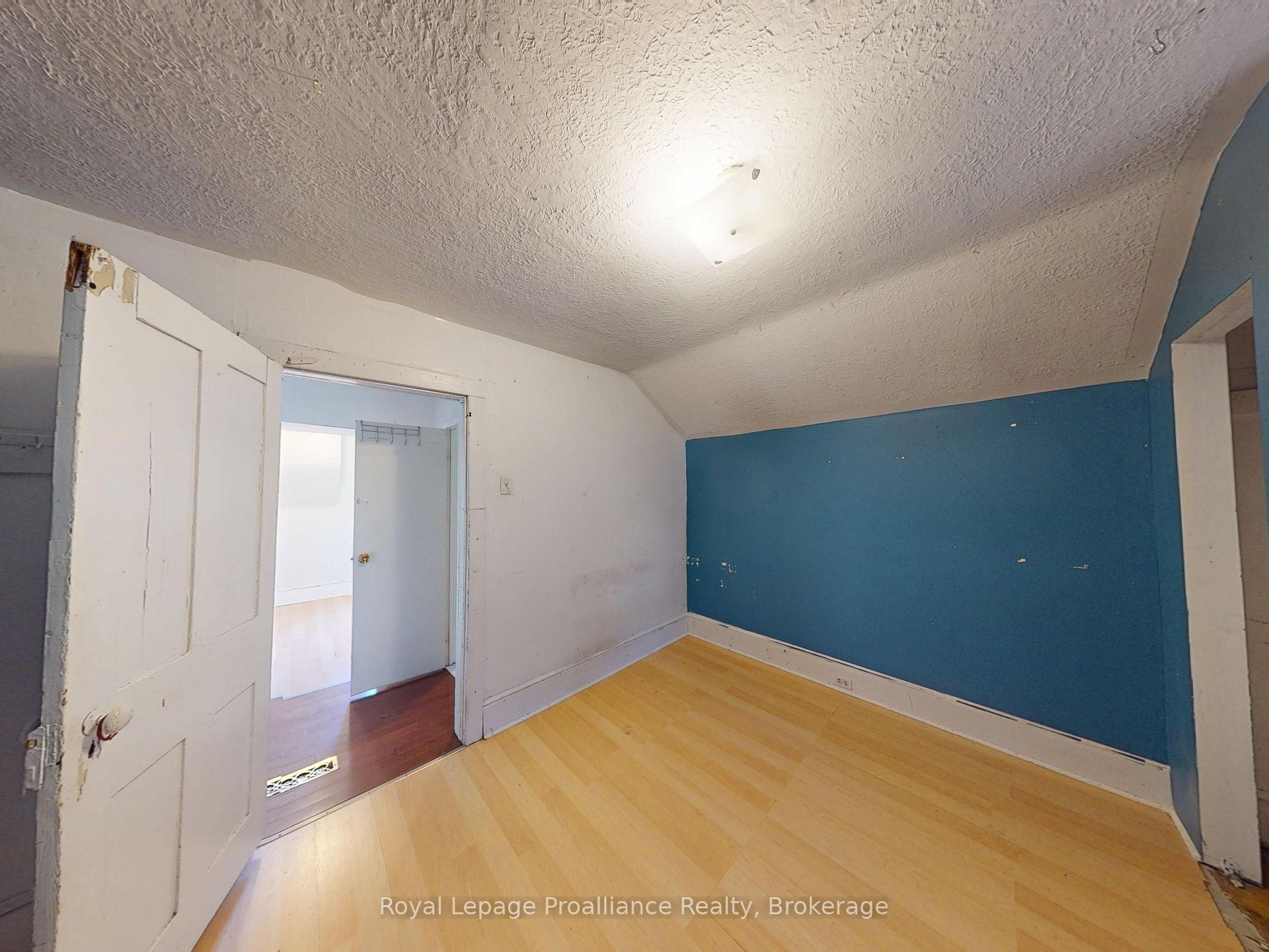 Photo 22 of 166 Burnham Street, Belleville, Belleville Ward — HOMEH