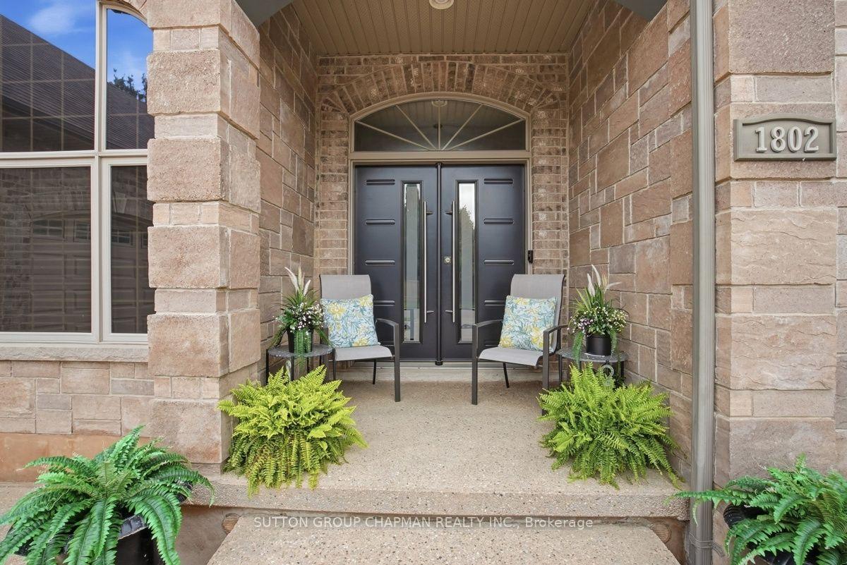 Photo 4 of 1802 Riverbend Road, London, South A — HOMEH
