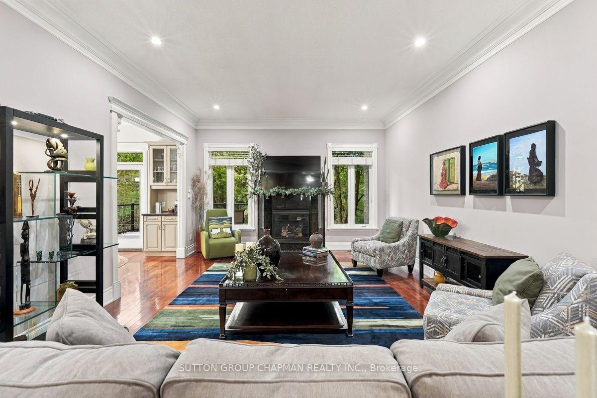 Photo 7 of 1802 Riverbend Road, London, South A — HOMEH