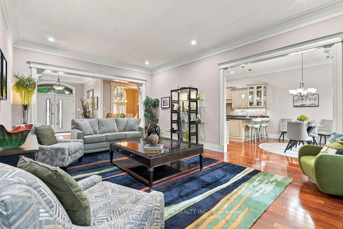 Photo 10 of 1802 Riverbend Road, London, South A — HOMEH