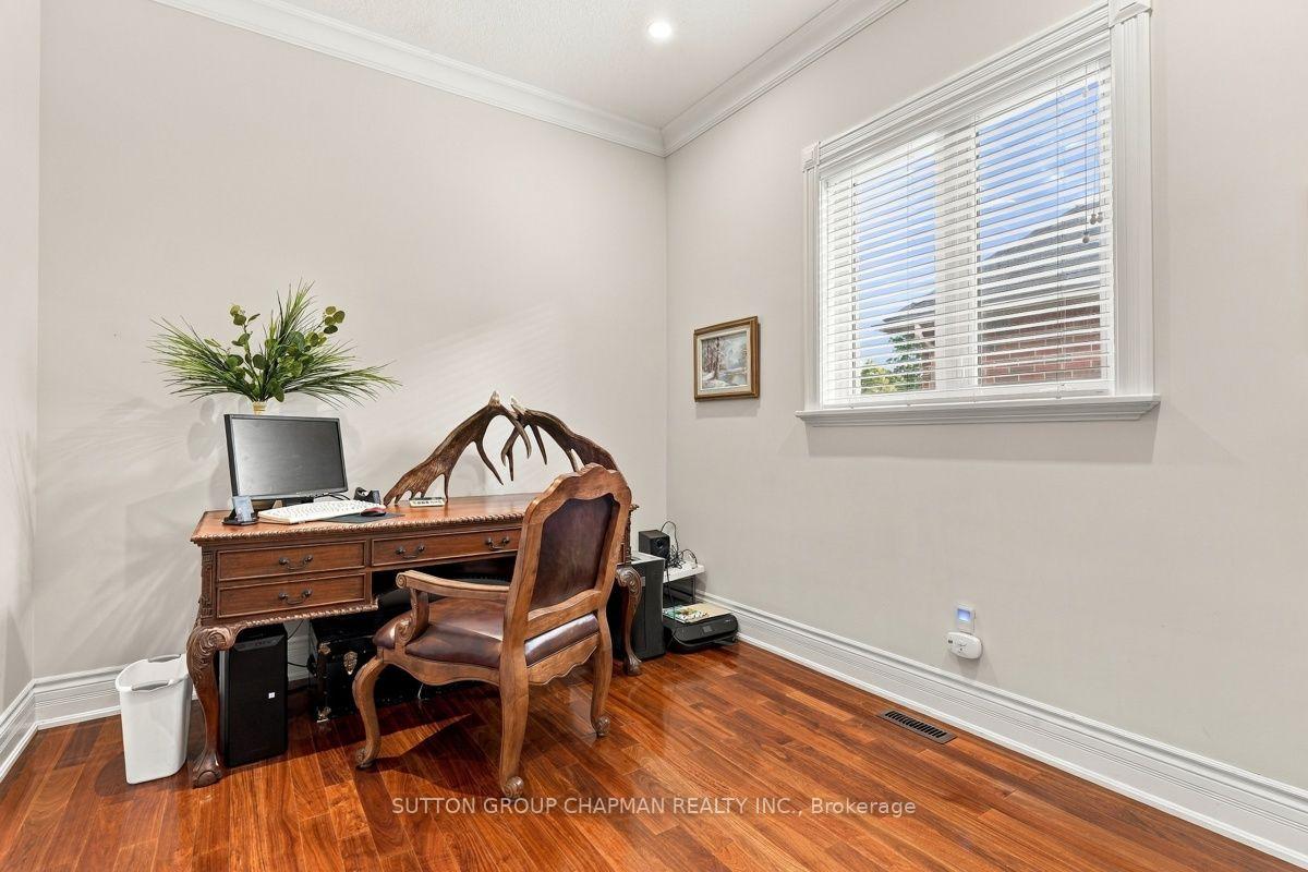 Photo 23 of 1802 Riverbend Road, London, South A — HOMEH