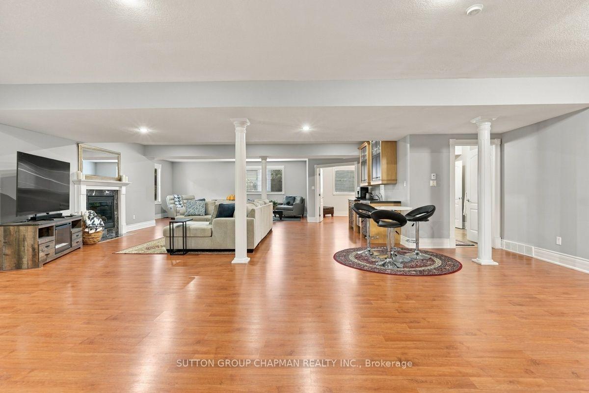 Photo 29 of 1802 Riverbend Road, London, South A — HOMEH