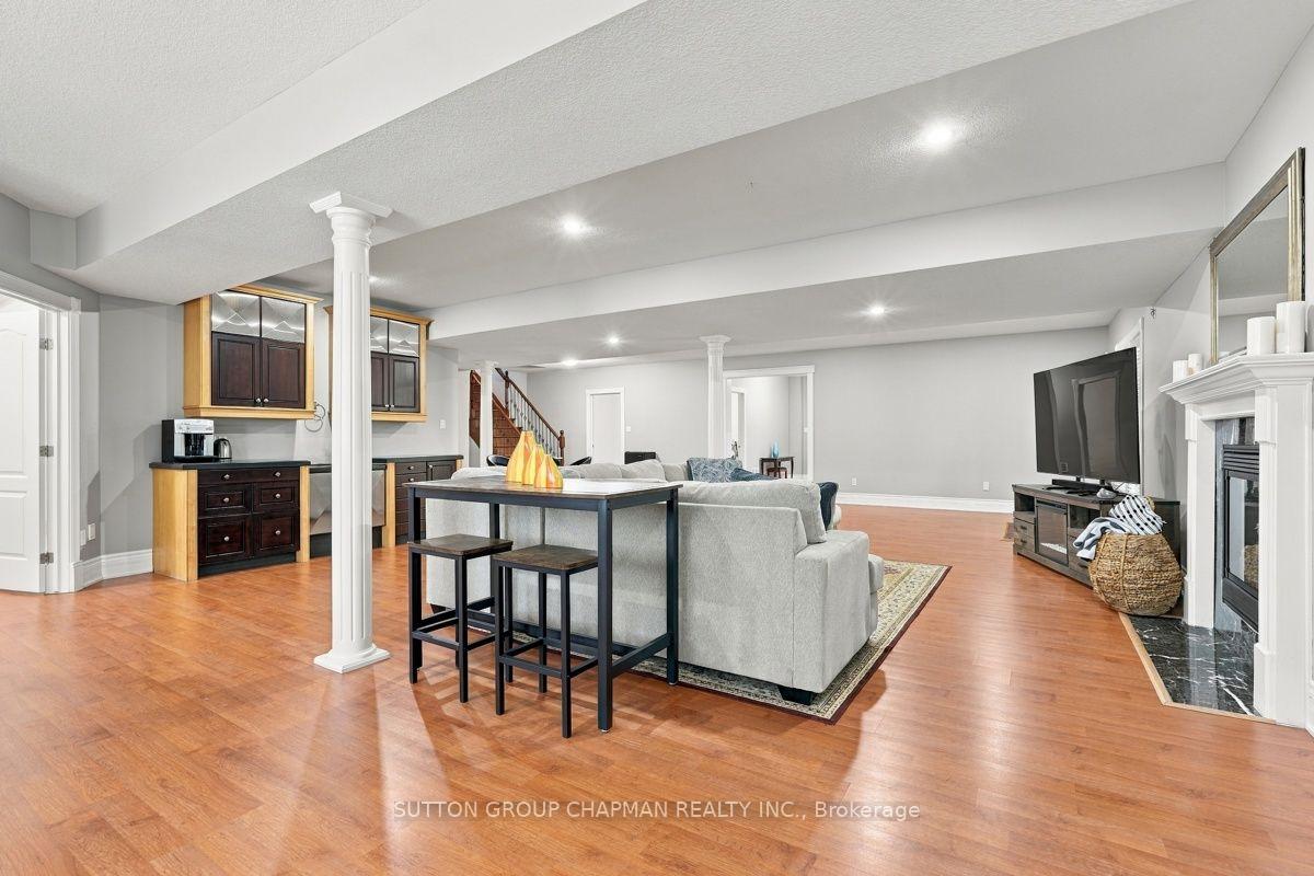 Photo 31 of 1802 Riverbend Road, London, South A — HOMEH