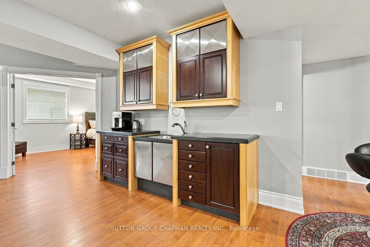 Photo 32 of 1802 Riverbend Road, London, South A — HOMEH