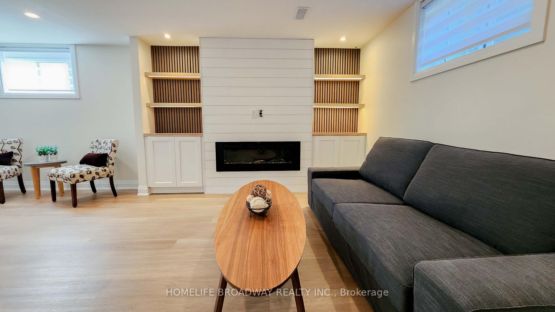 Photo 3 of Unit (Lower), 23 Southdale Drive, Markham, Bullock — HOMEH