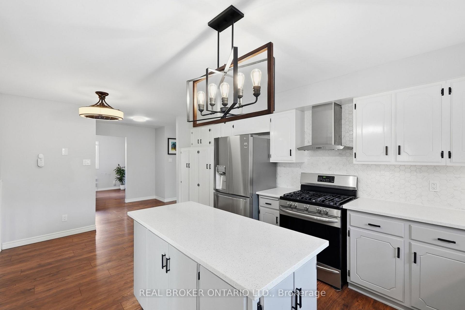 Photo 14 of 60 Ebydale Drive, Kitchener, Grand River North — HOMEH