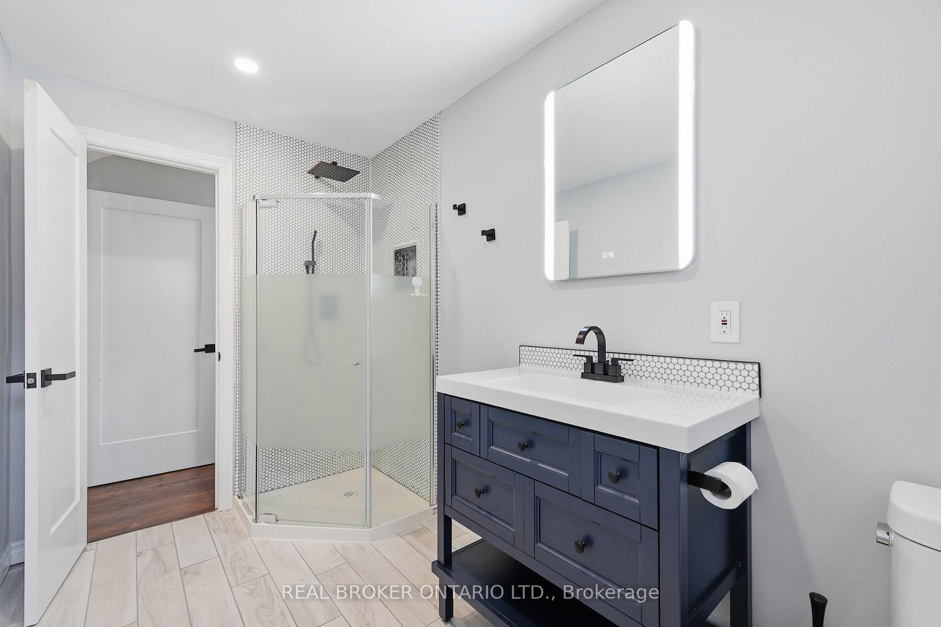 Photo 29 of 60 Ebydale Drive, Kitchener, Grand River North — HOMEH