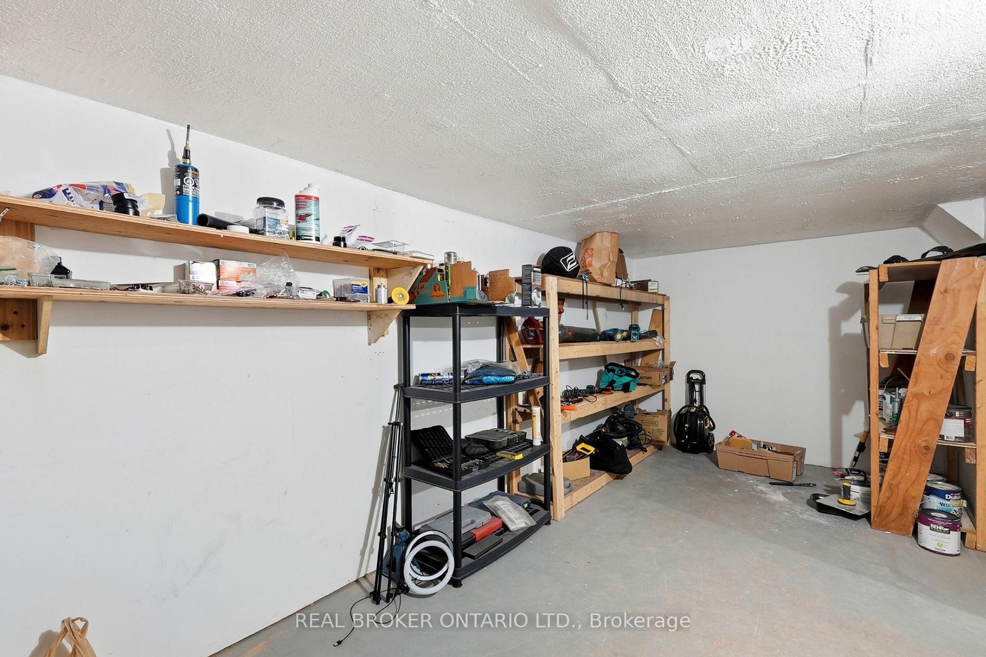 Photo 33 of 60 Ebydale Drive, Kitchener, Grand River North — HOMEH