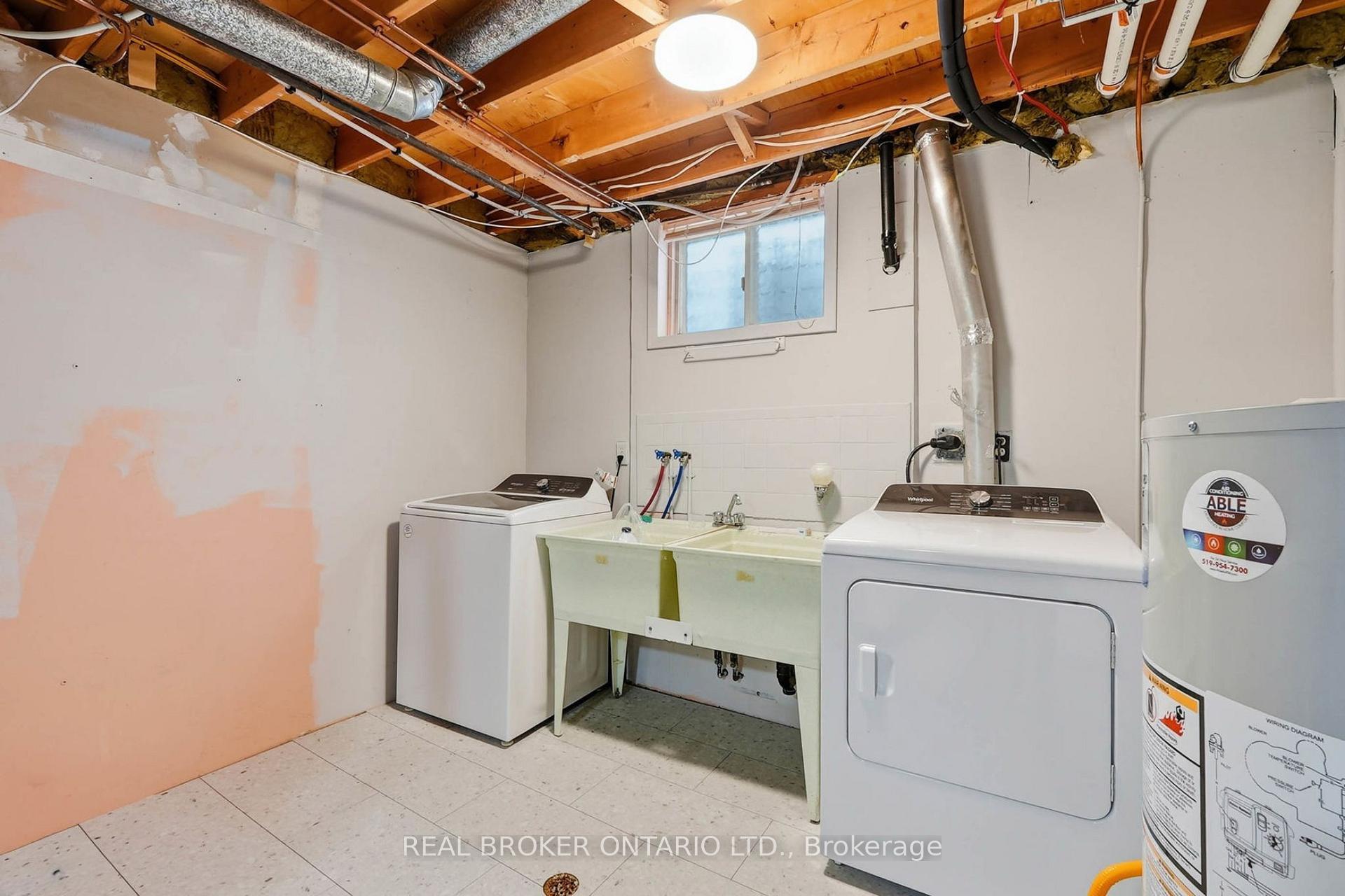 Photo 34 of 60 Ebydale Drive, Kitchener, Grand River North — HOMEH