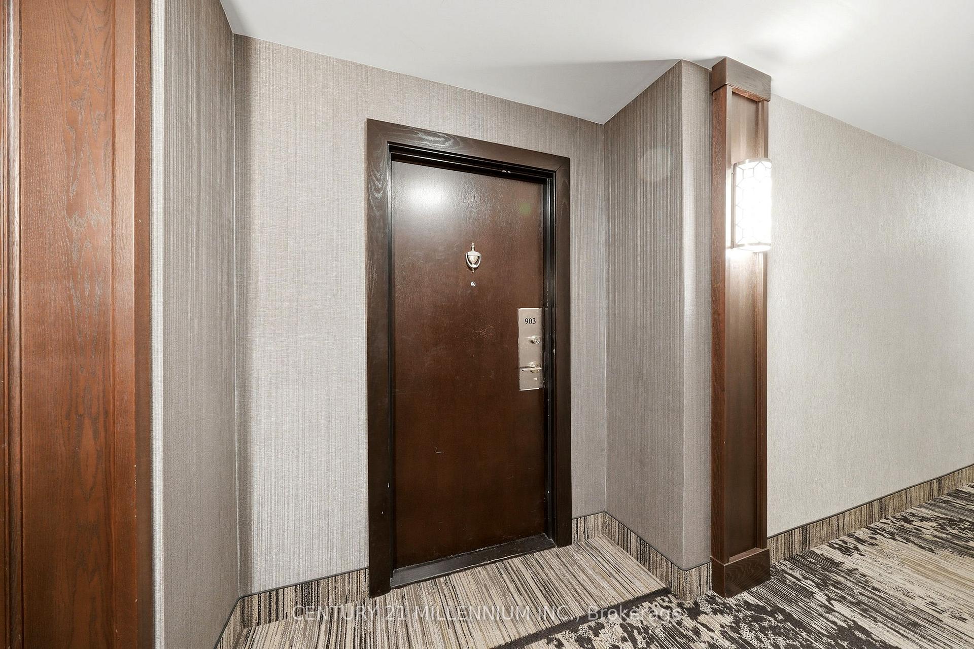 Photo 5 of Unit 903, 714 The West Mall, Etobicoke, Eringate-Centennial-West Deane — HOMEH