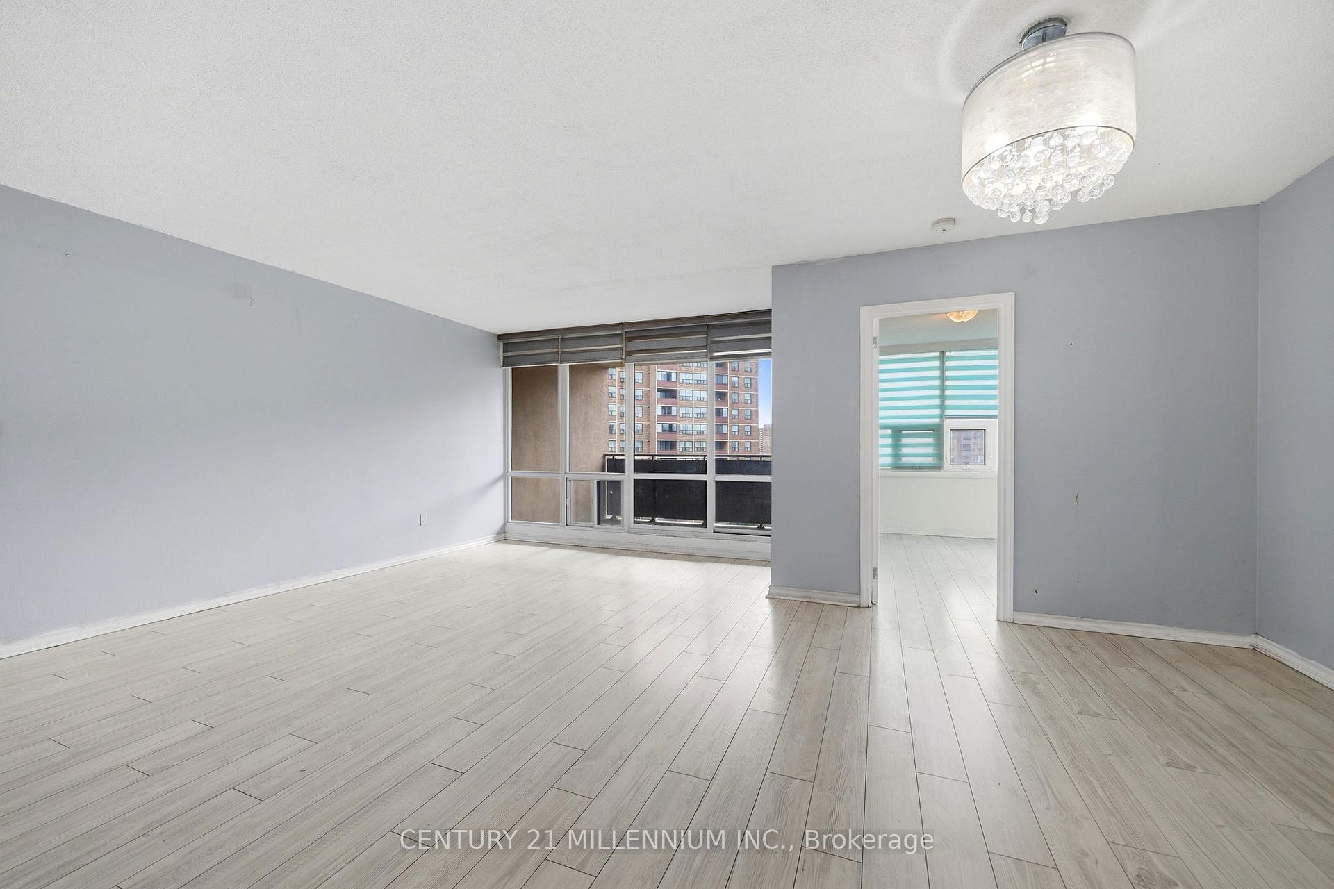 Photo 9 of Unit 903, 714 The West Mall, Etobicoke, Eringate-Centennial-West Deane — HOMEH