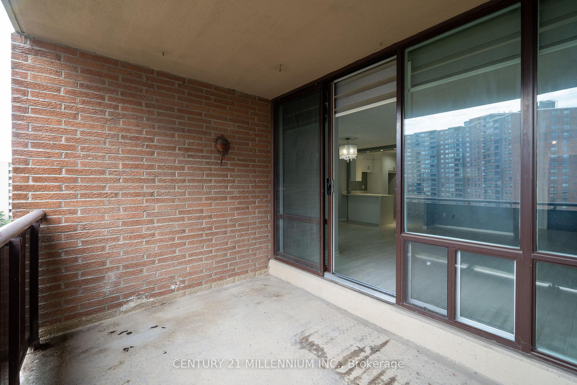 Photo 10 of Unit 903, 714 The West Mall, Etobicoke, Eringate-Centennial-West Deane — HOMEH