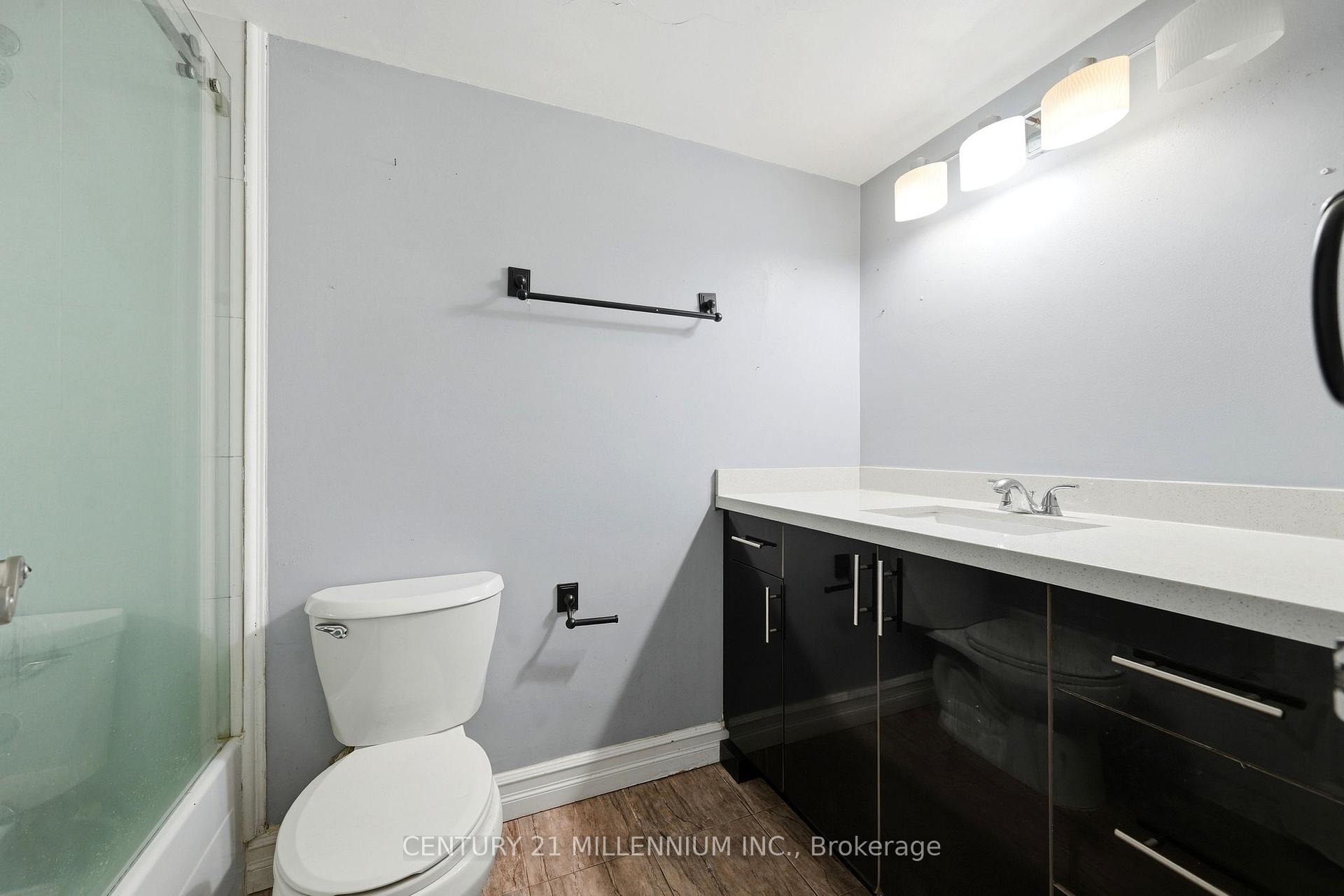 Photo 18 of Unit 903, 714 The West Mall, Etobicoke, Eringate-Centennial-West Deane — HOMEH