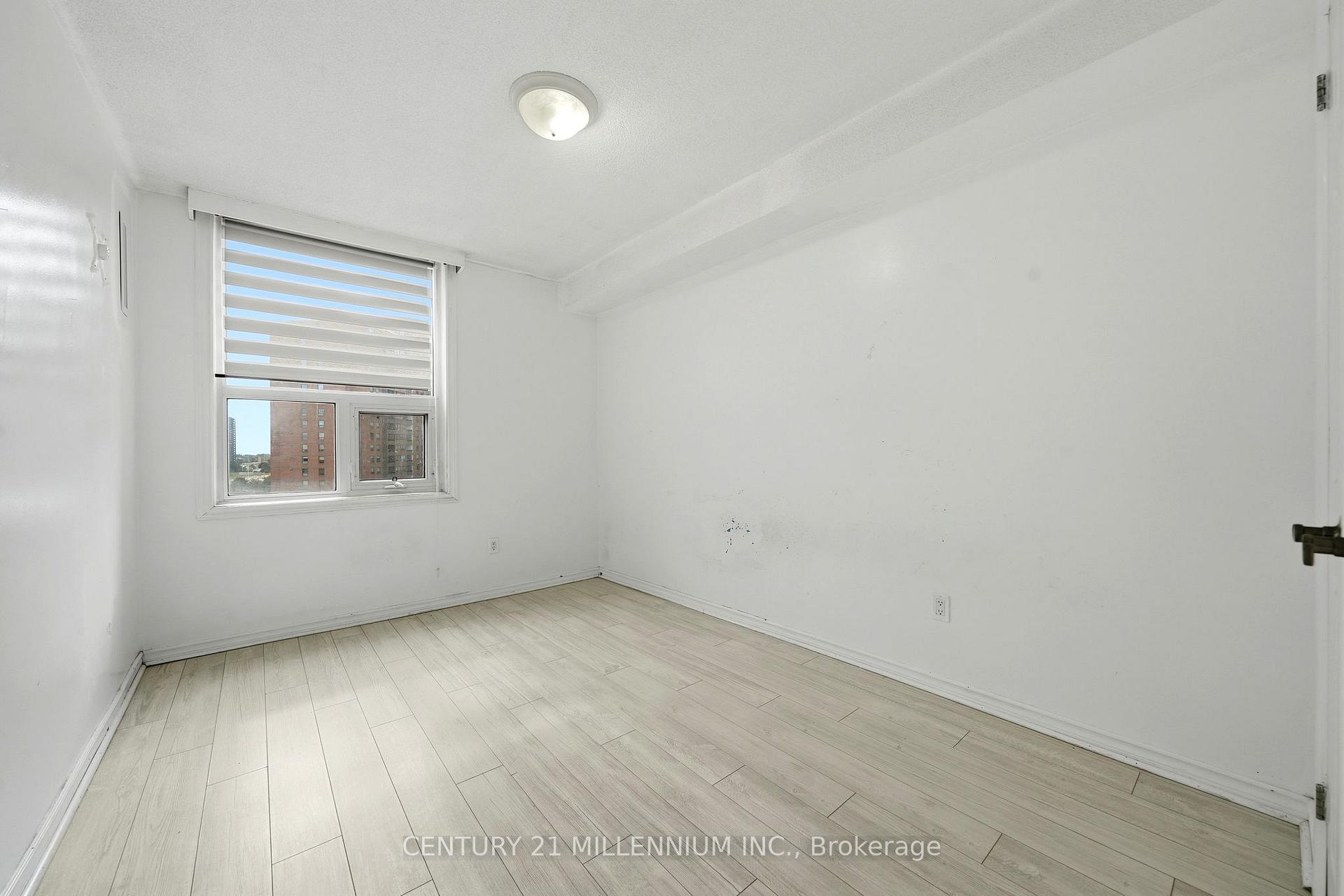 Photo 19 of Unit 903, 714 The West Mall, Etobicoke, Eringate-Centennial-West Deane — HOMEH