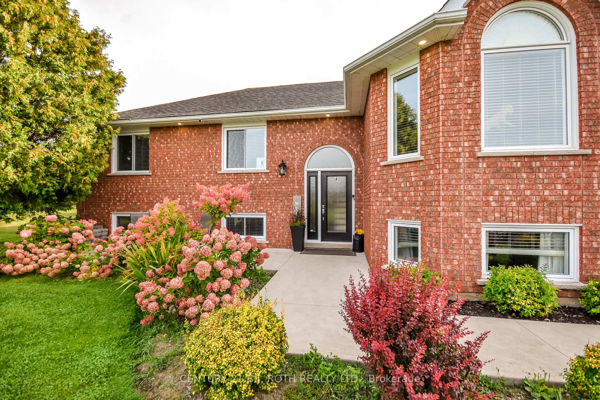 Photo 5 of 7 Orsi Drive, Oro-Medonte, Rural Oro-Medonte — HOMEH