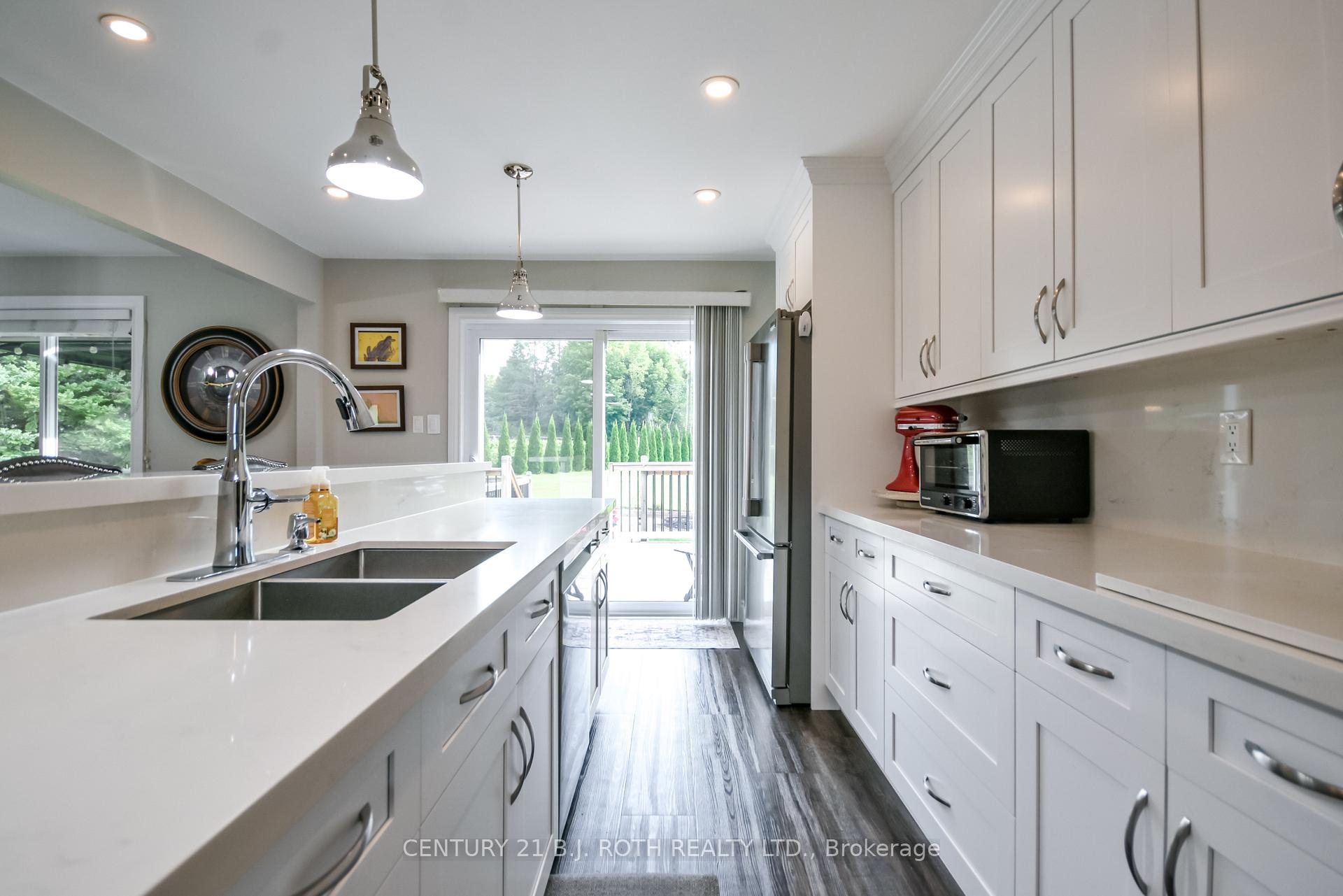 Photo 11 of 7 Orsi Drive, Oro-Medonte, Rural Oro-Medonte — HOMEH
