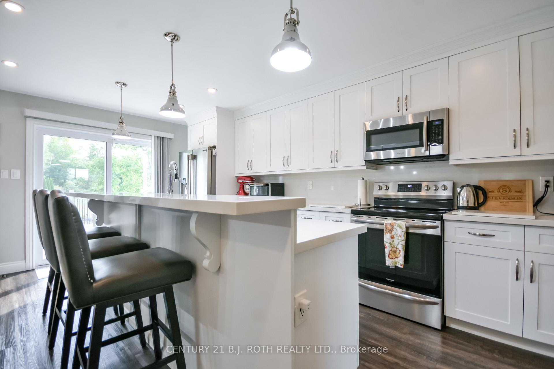 Photo 13 of 7 Orsi Drive, Oro-Medonte, Rural Oro-Medonte — HOMEH