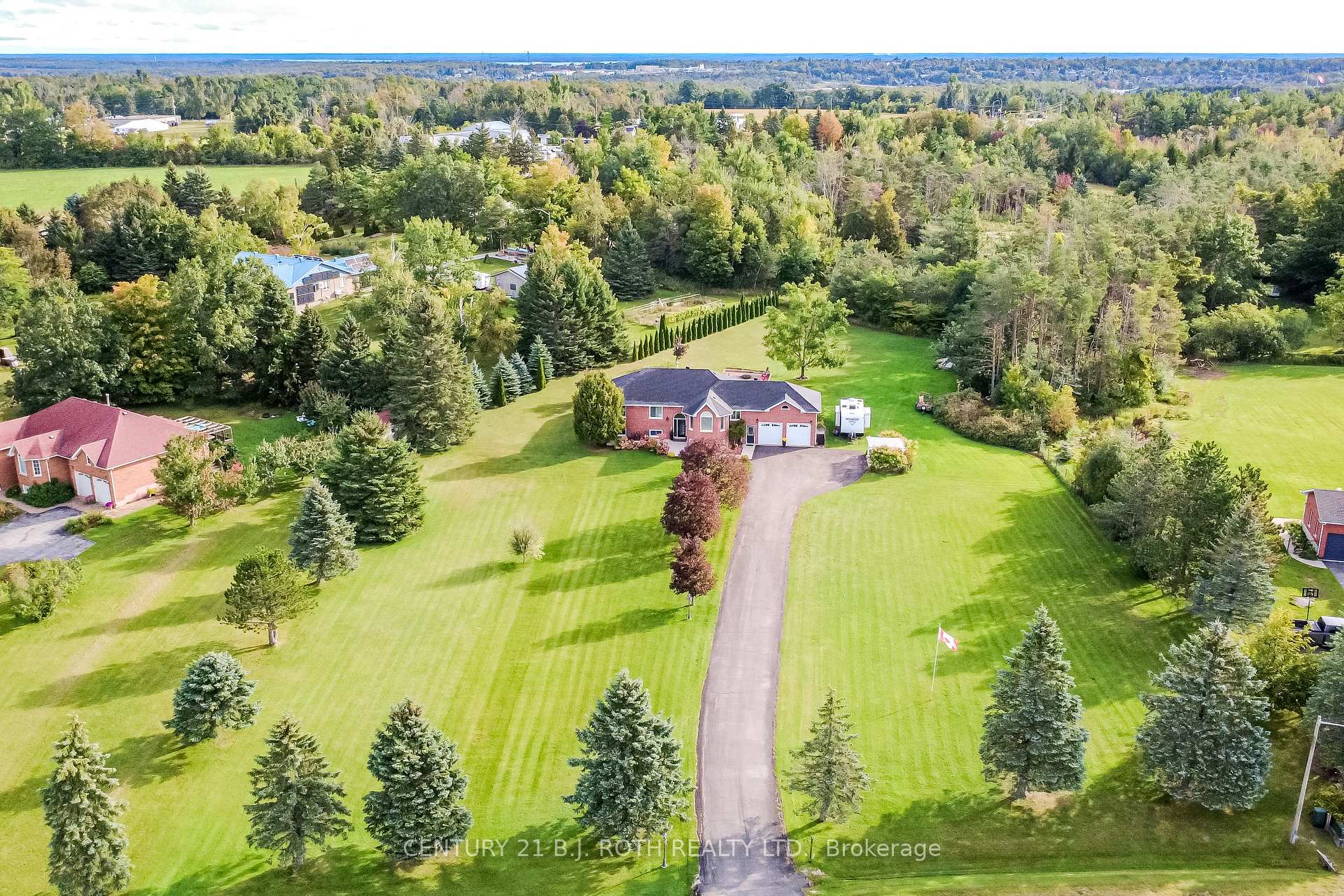 Photo 48 of 7 Orsi Drive, Oro-Medonte, Rural Oro-Medonte — HOMEH