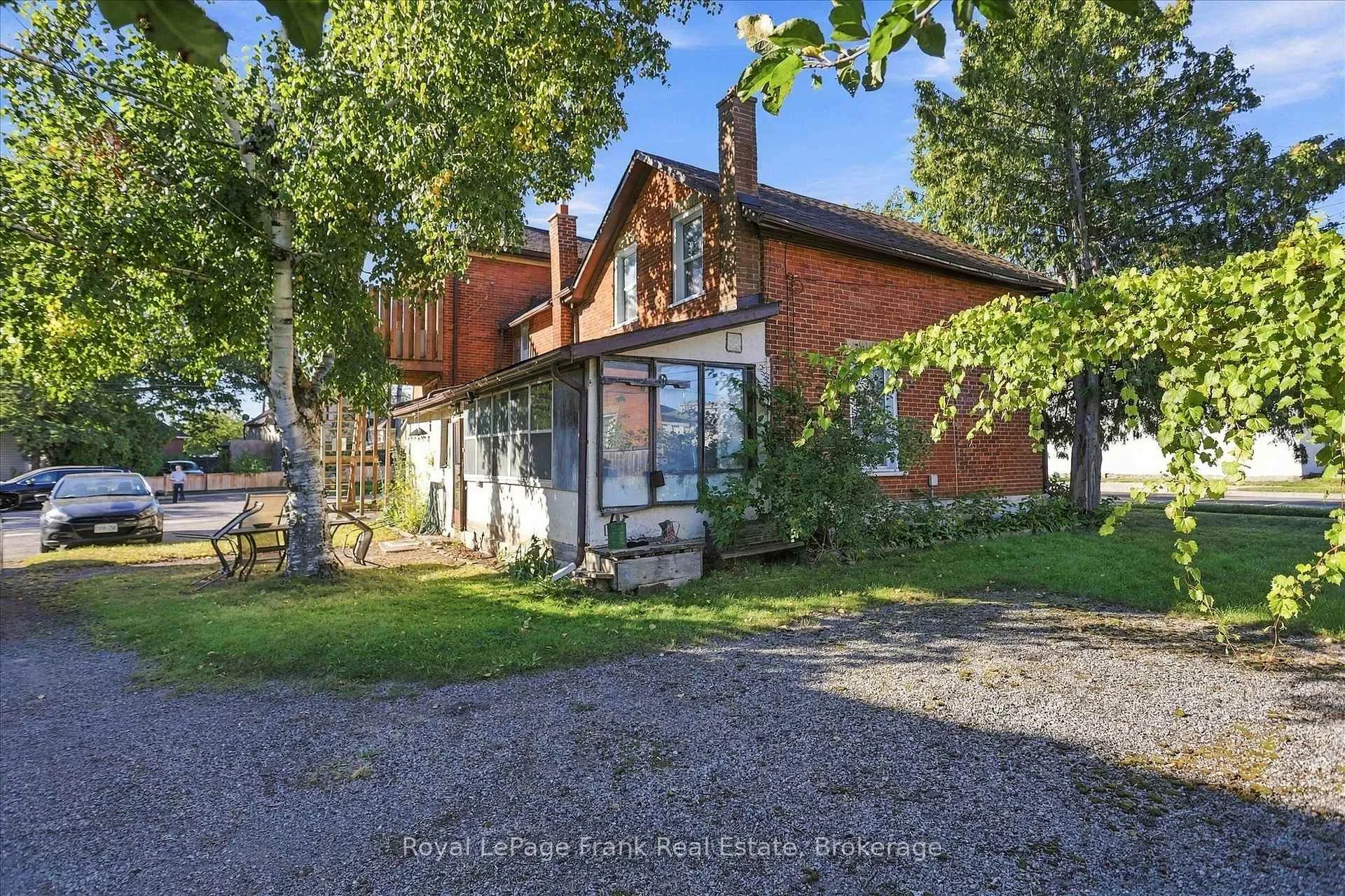 Photo 12 of 226 Lake Street, Peterborough, Town Ward 3 — HOMEH