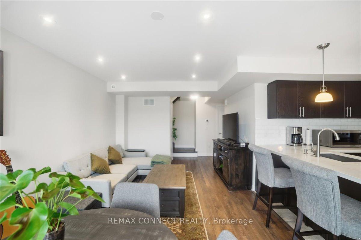 Photo 5 of Unit 2231, 10 Westmeath Lane, Markham, Cornell — HOMEH